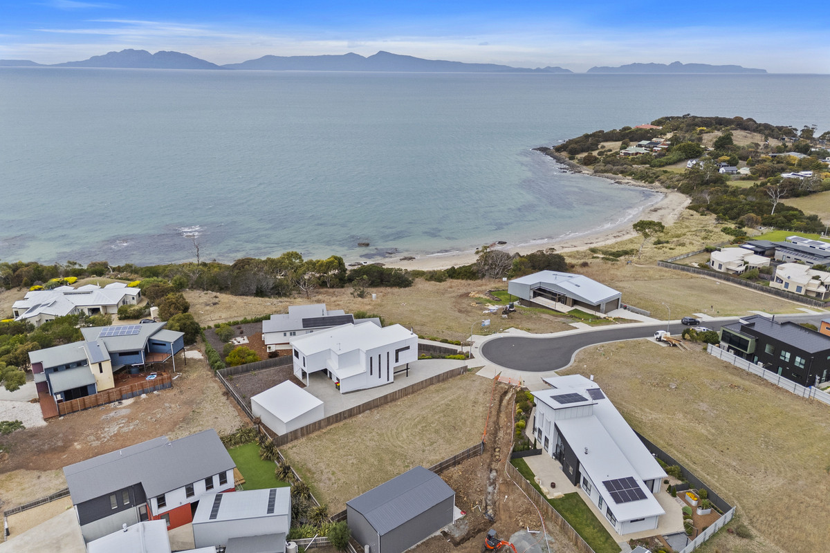 21 Aqua Sands Drive, Swansea, Tas, 7190 - Image 3