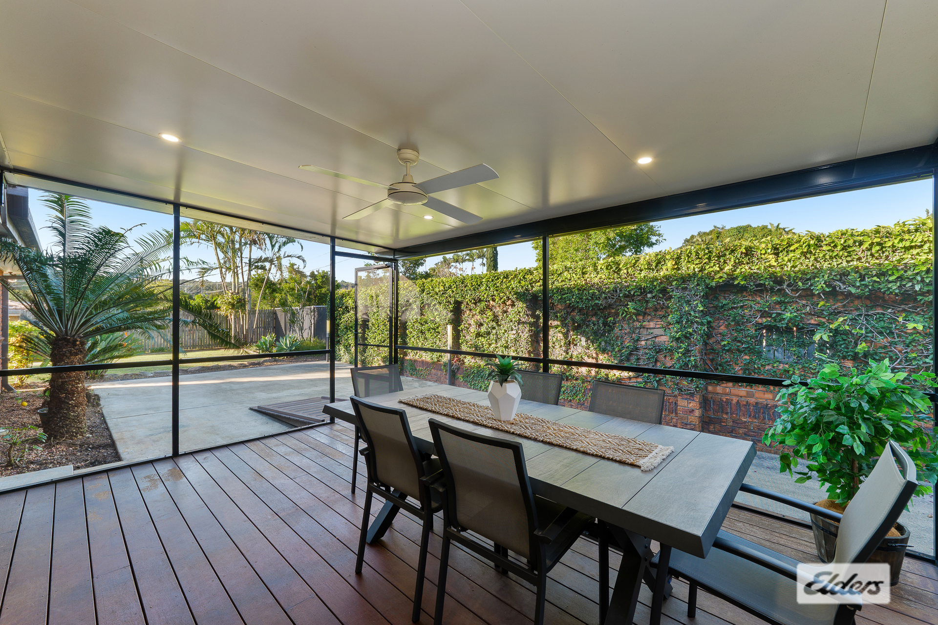 3-bedroom house at 92 Springfield Crescent, Daisy Hill QLD 4127, Logan, Queensland