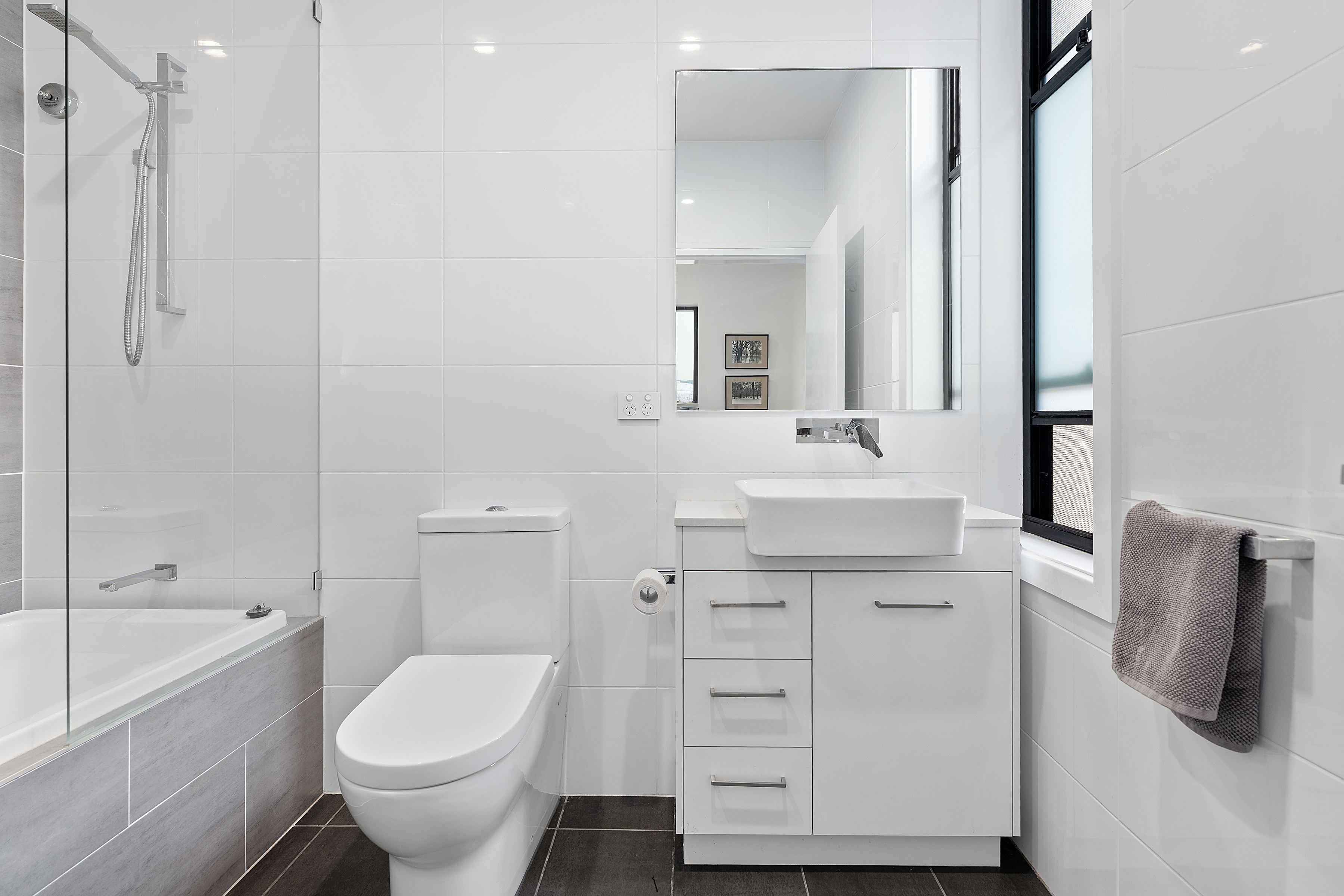 401/46 Watt Street, Newcastle, NSW 2300 - Image 8