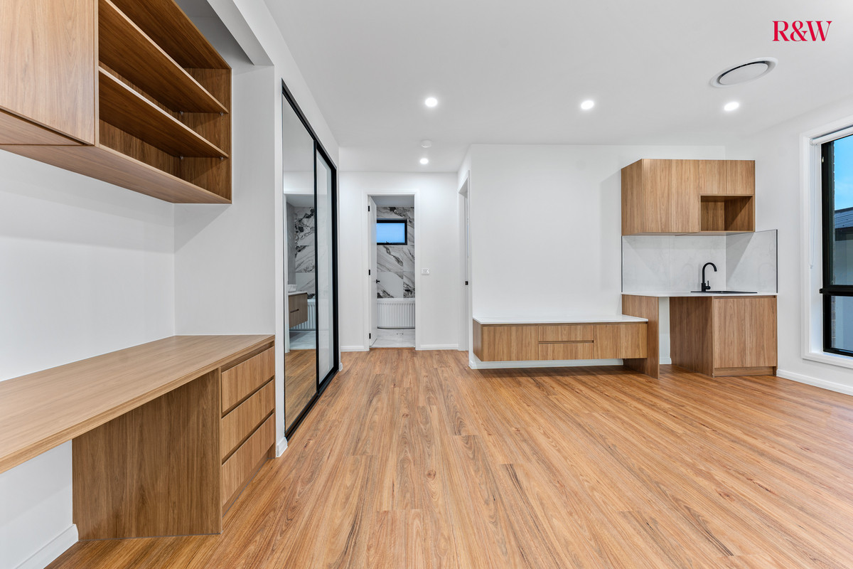 5-bedroom house at 44 Quill Street, Riverstone, NSW 2765, Blacktown, New South Wales