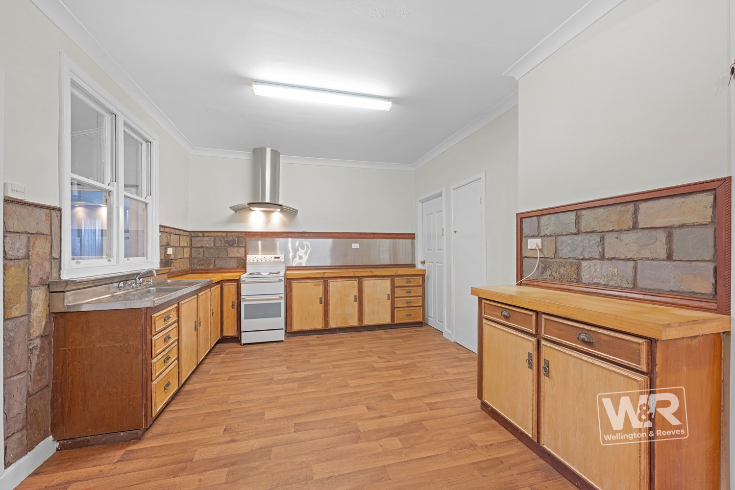 34 Broughton Street, Orana WA 6330 - Image 6