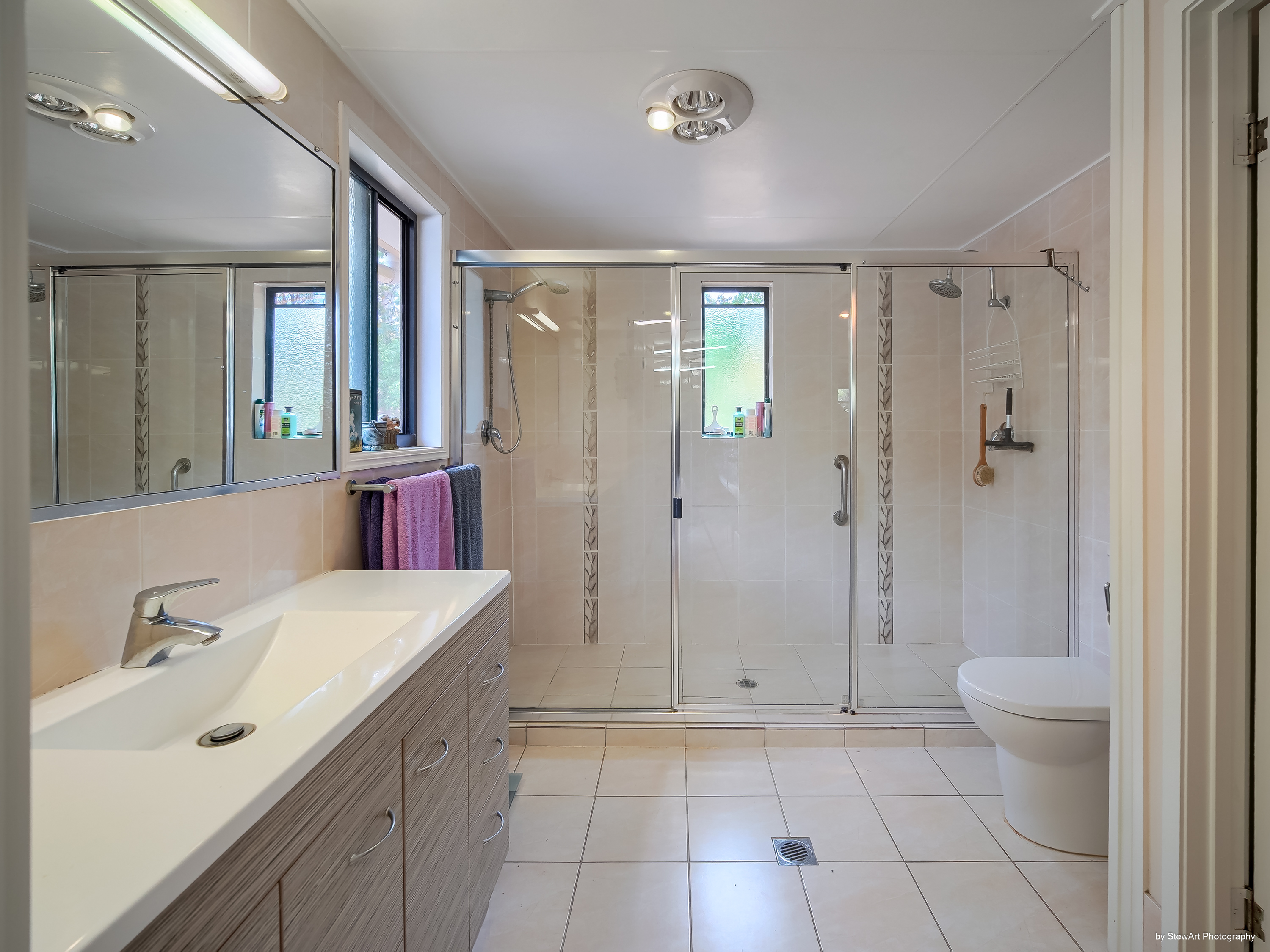 33 Shore Road West, Booral, Qld, 4655 - Image 8