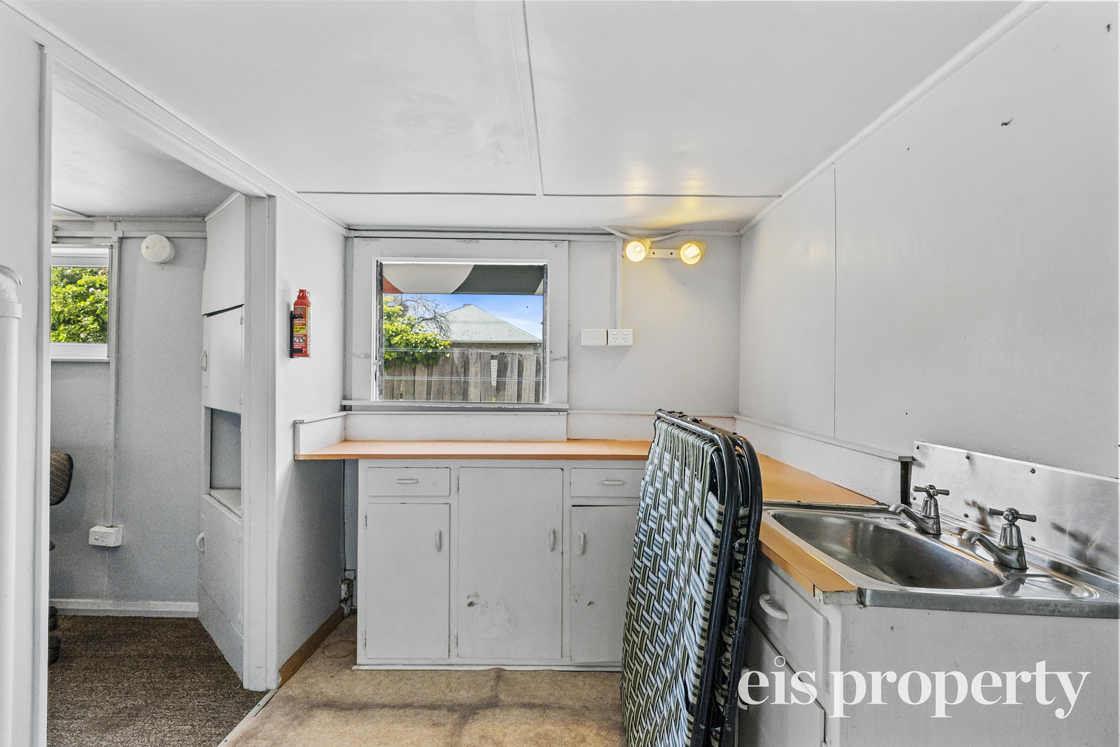 1 68 ALEXANDER STREET, SANDY BAY TAS 7005 - Image 6