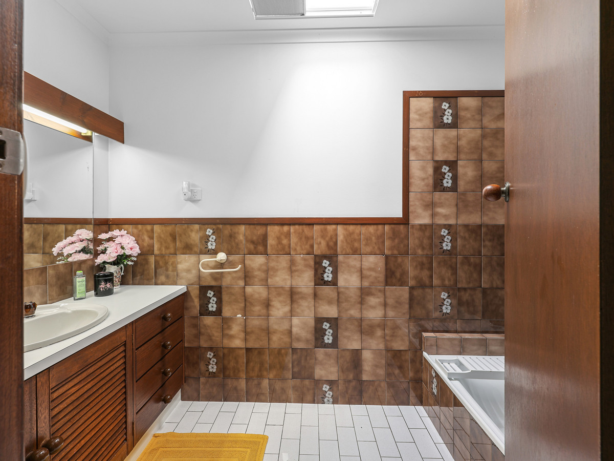 4-bedroom house at 1 WILLIAM COURT, Hamilton VIC 3300, Southern Grampians, Victoria