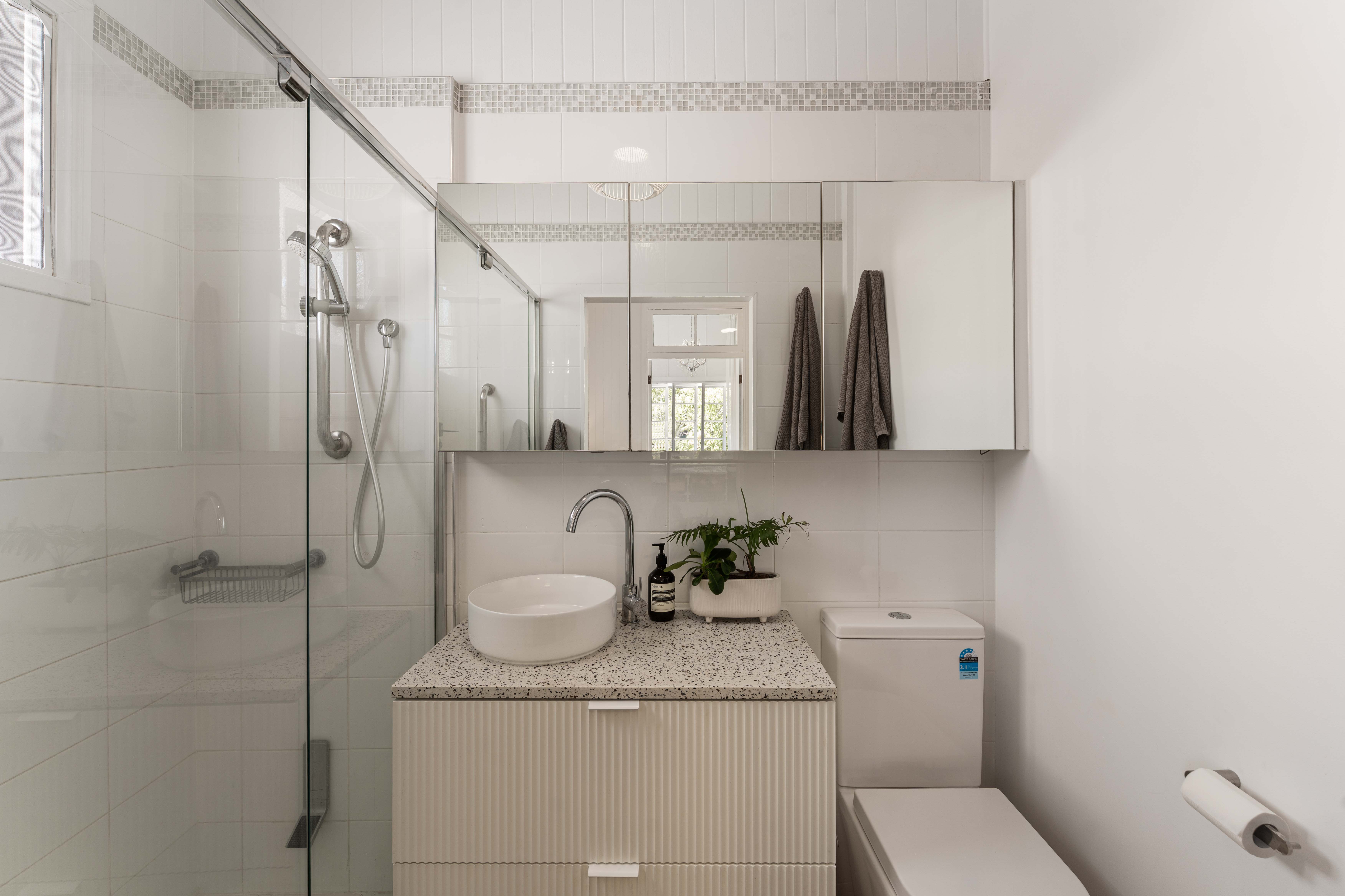 28 VINCENT STREET, Auchenflower QLD 4066 - Image 9