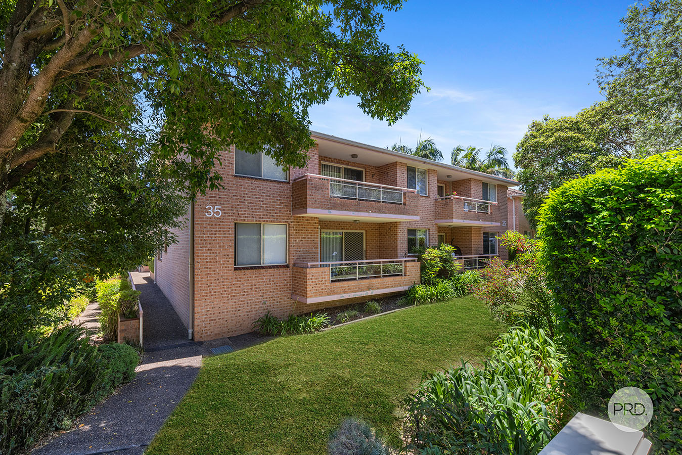 8/35 Letitia Street, Oatley, NSW 2223 - Image 1