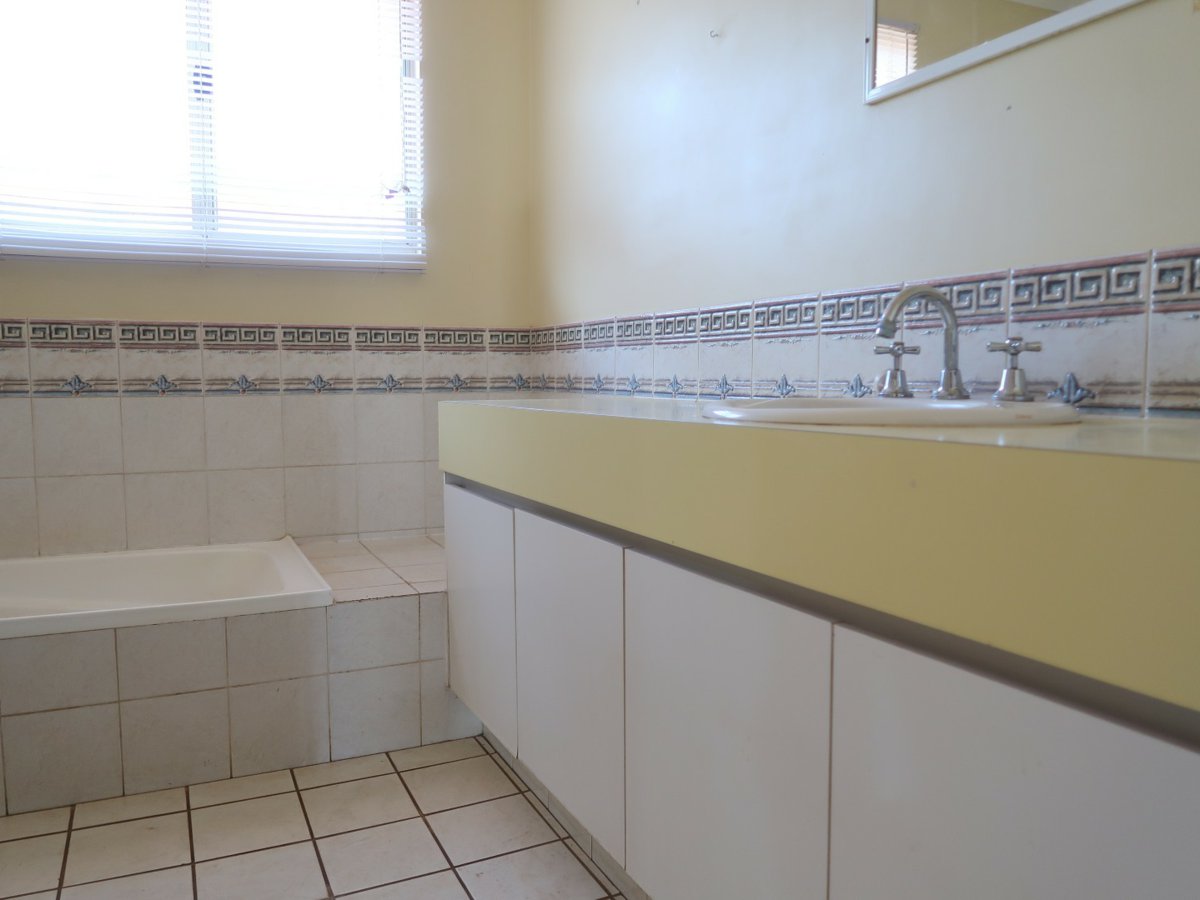 6 Bullara Place, South Hedland, WA 6722 - Image 10