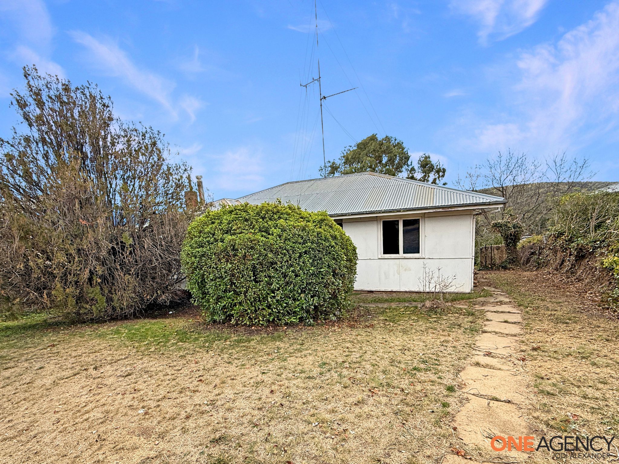 7 SNOWDEN STREET, Cooma NSW 2630 - Image 1