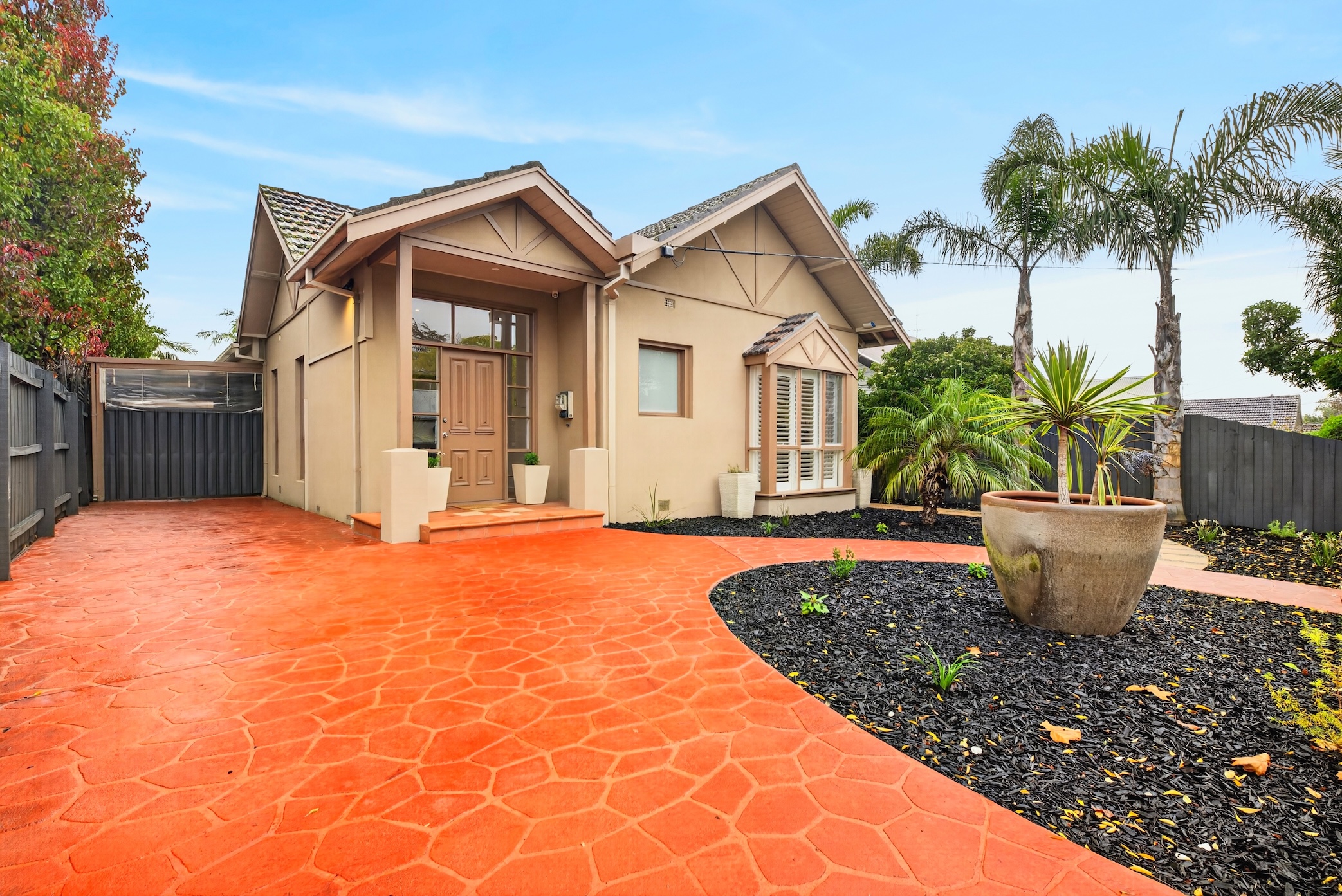5-bedroom house at 31 Tamar Grove, Oakleigh, VIC 3166, Monash, Victoria
