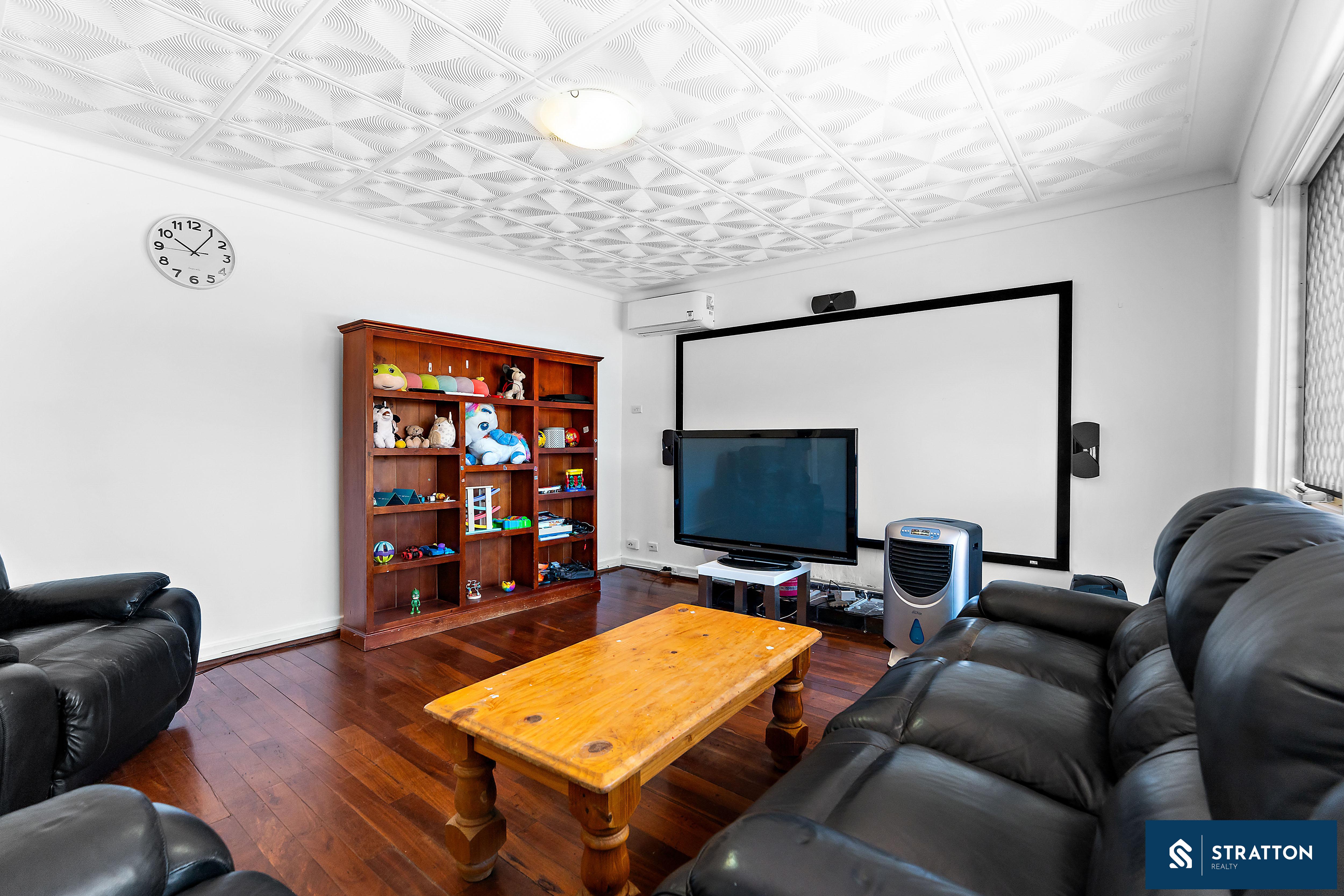 183 Treasure Road, Queens Park, WA 6107 - Image 7