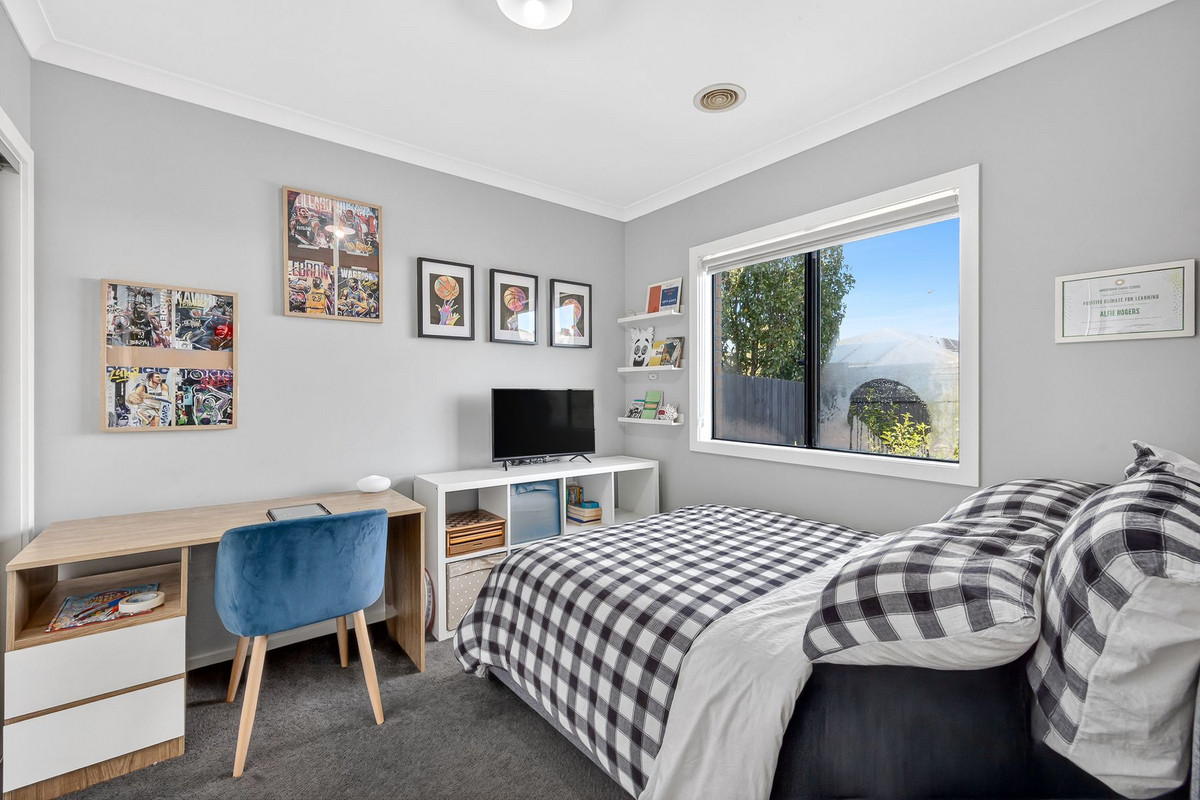 4-bedroom house at 9 Snedden Street, Armstrong Creek, VIC 3217, Greater Geelong, Victoria