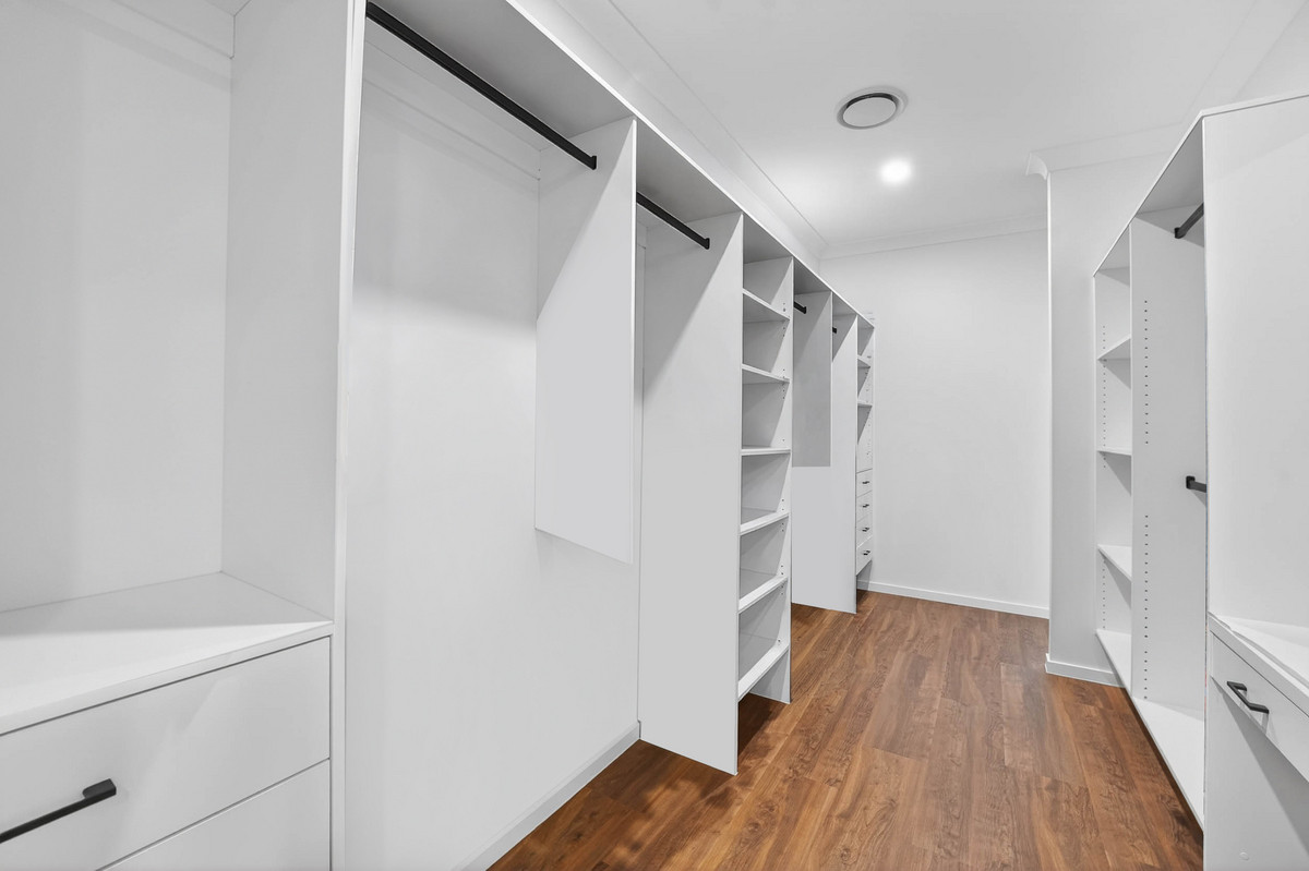 43 Himalayan Crescent, Spring Mountain, Qld, 4300 - Image 9