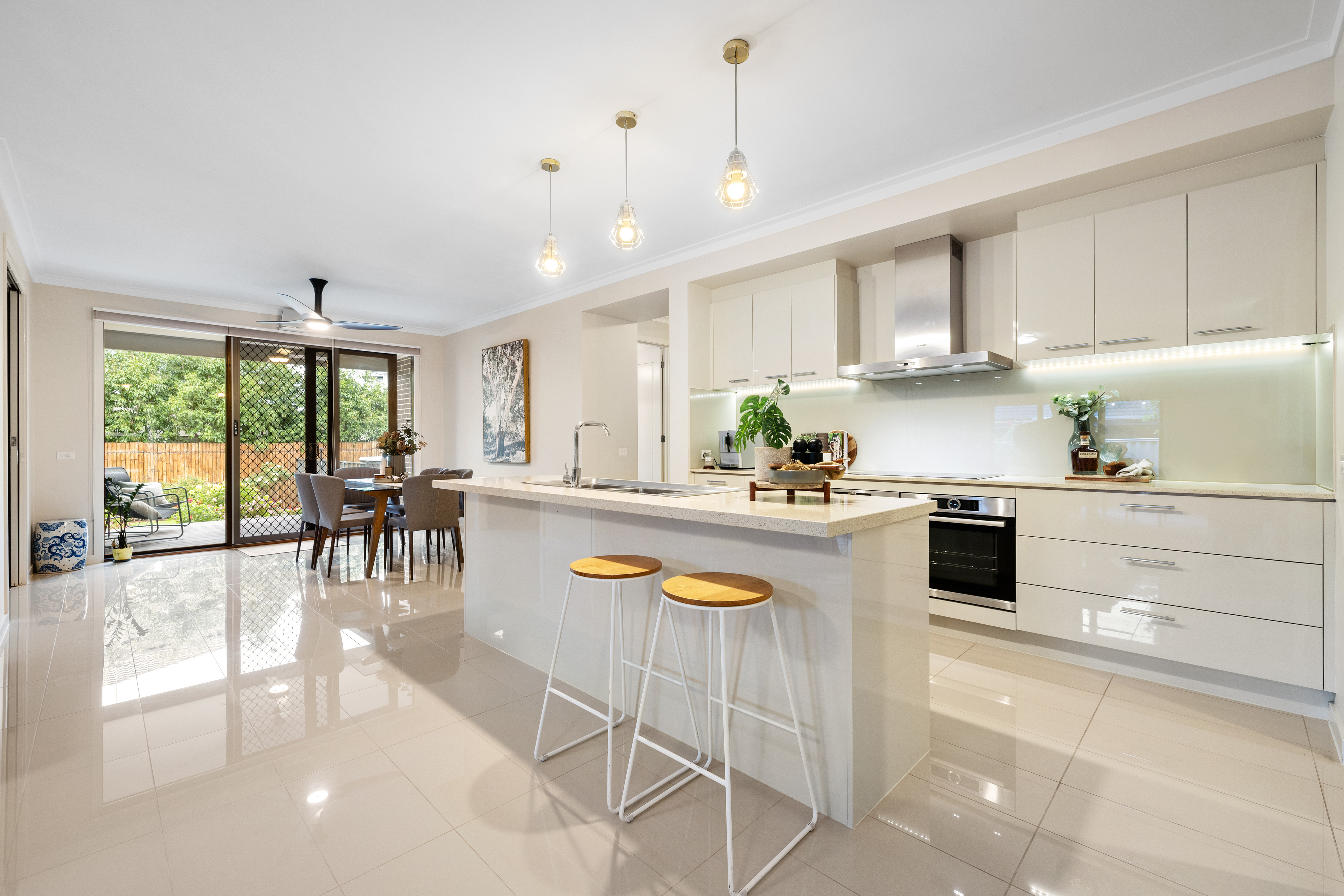 18 Kooringa Crescent, Wheelers Hill, VIC 3150 - Image 2