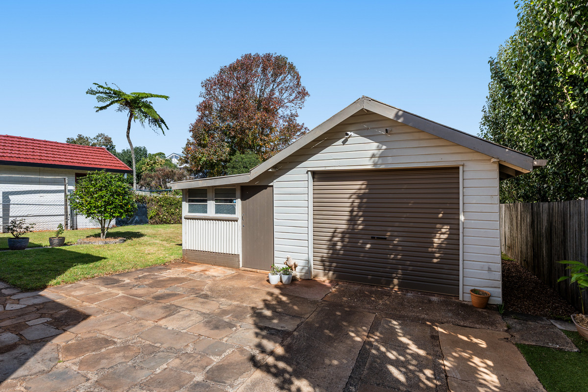 12 COLLINS STREET, Mount Lofty QLD 4350 - Image 10