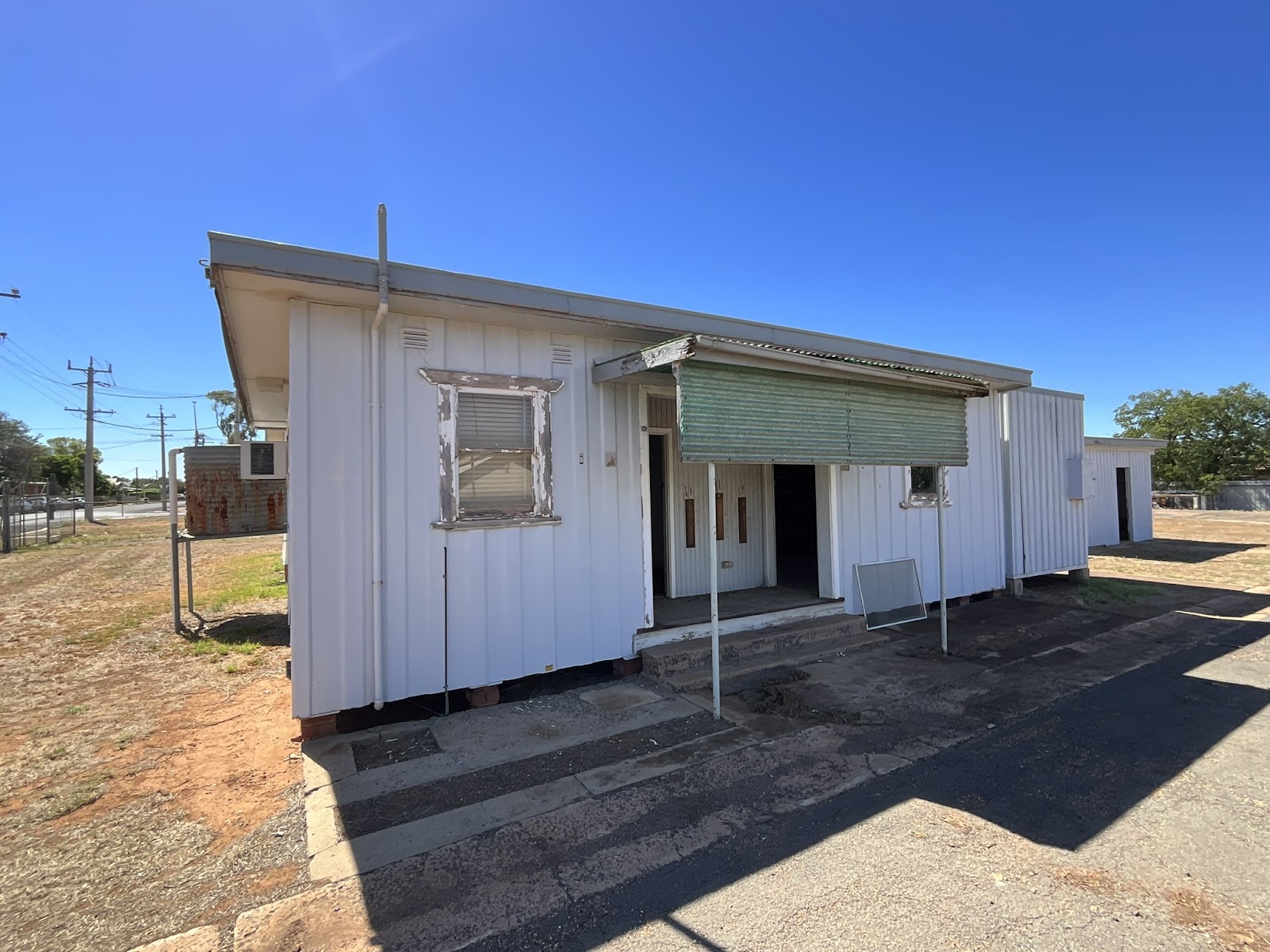 1-bedroom house at 48-50 Molesworth Street, Hillston, NSW 2675, Carrathool, New South Wales