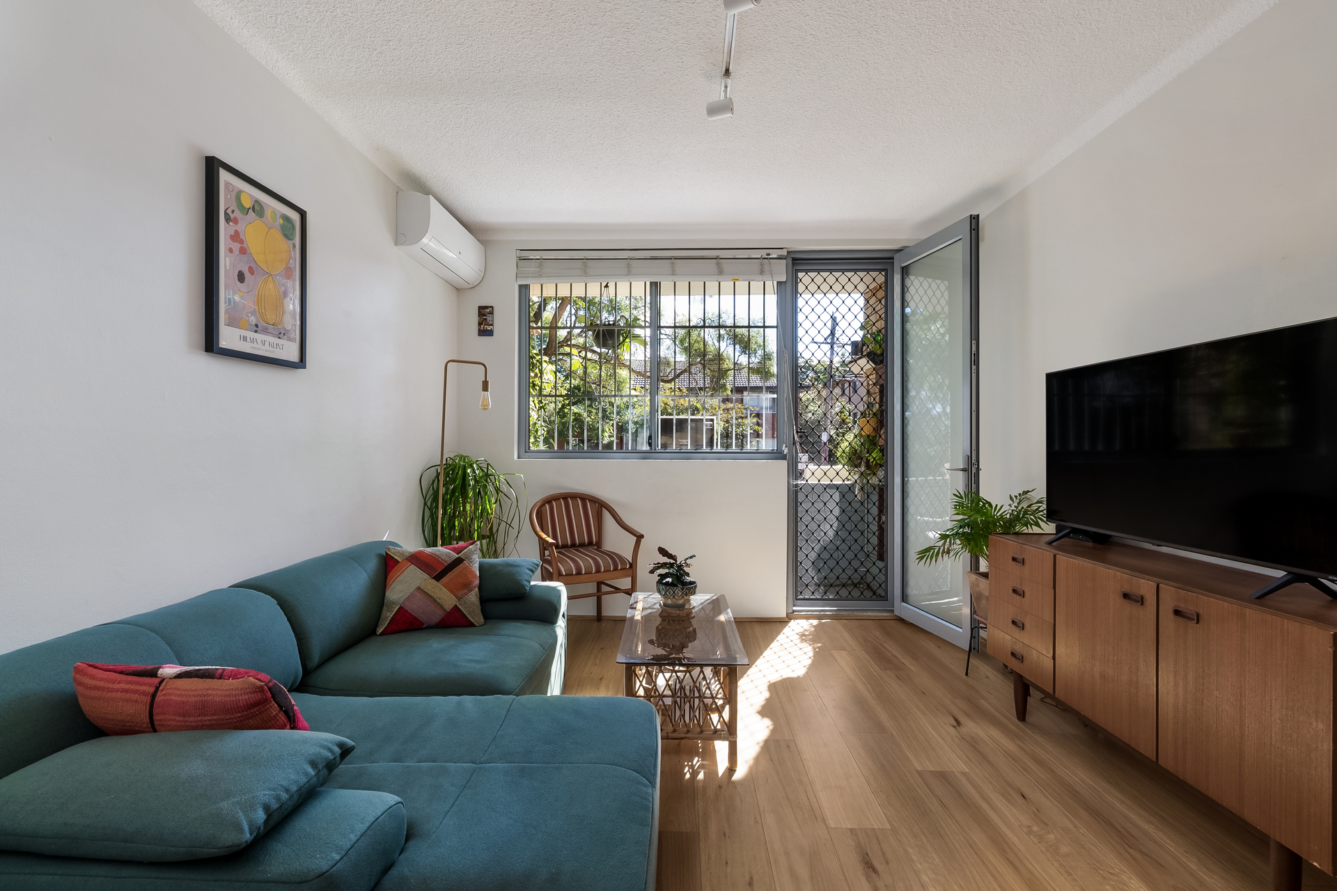 2/10 View Street, Marrickville, NSW 2204 - Image 2