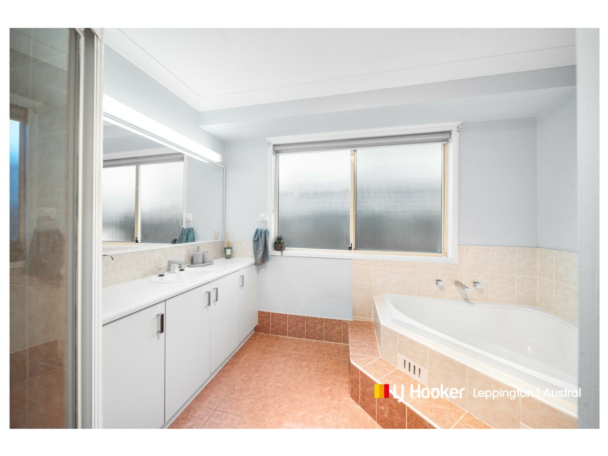 2 GAYLINE DRIVE, Narellan Vale NSW 2567 - Image 10