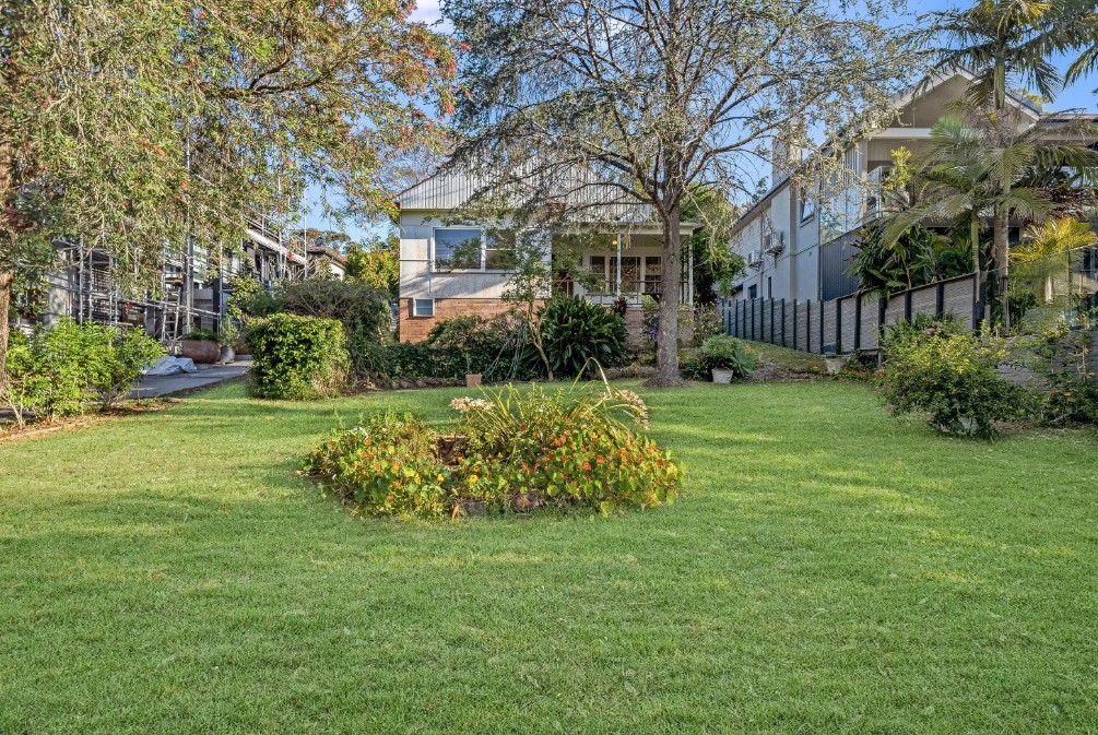 31 Queens Road, Connells Point, NSW 2221 - Image 8