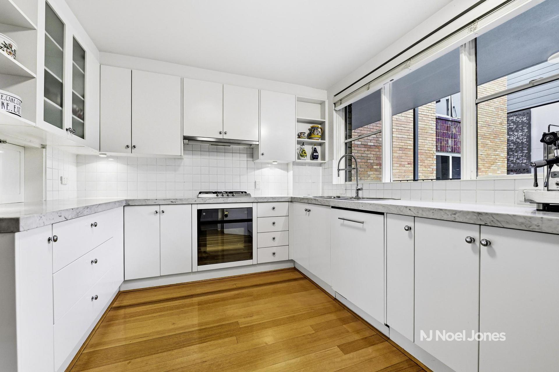9/740 Orrong Road, Toorak, VIC 3142 - Image 3
