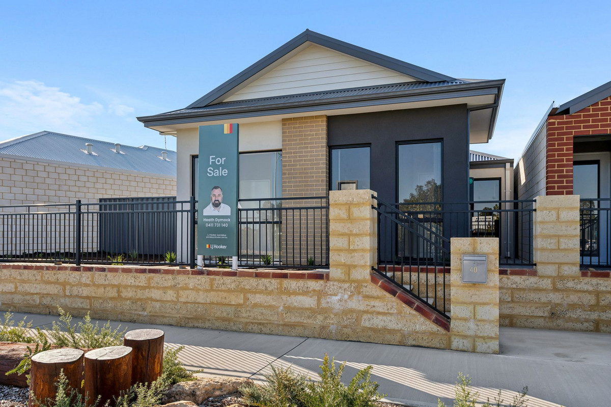 4-bedroom house at 40 Jewel Way, Banksia Grove, Wa, 6031, Wanneroo, Western Australia