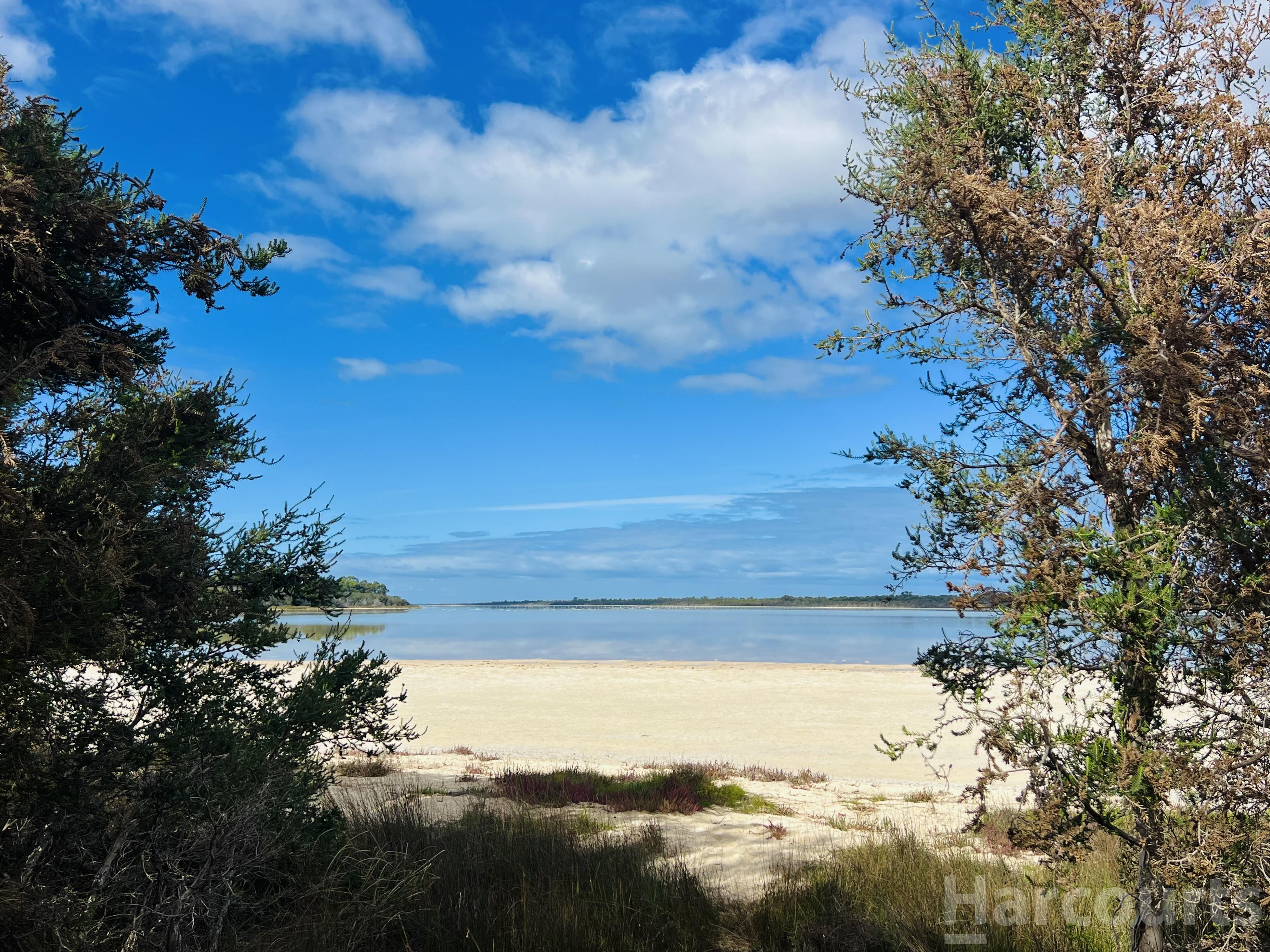 3-bedroom unit at 74 Newnham Road, Lake Clifton, WA 6215, Waroona, Western Australia