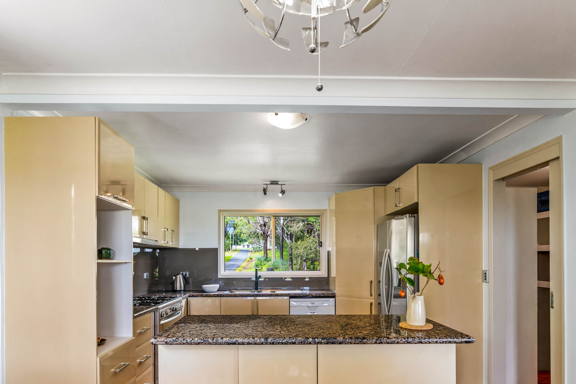 21 Hawthornden , Russell Island, Qld, 4184 - Image 9