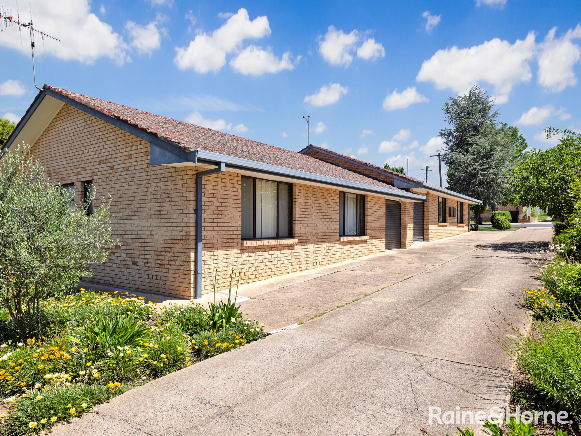 16-bedroom unit at 1-6/339 Howick Street, Bathurst, NSW 2795, Bathurst, New South Wales