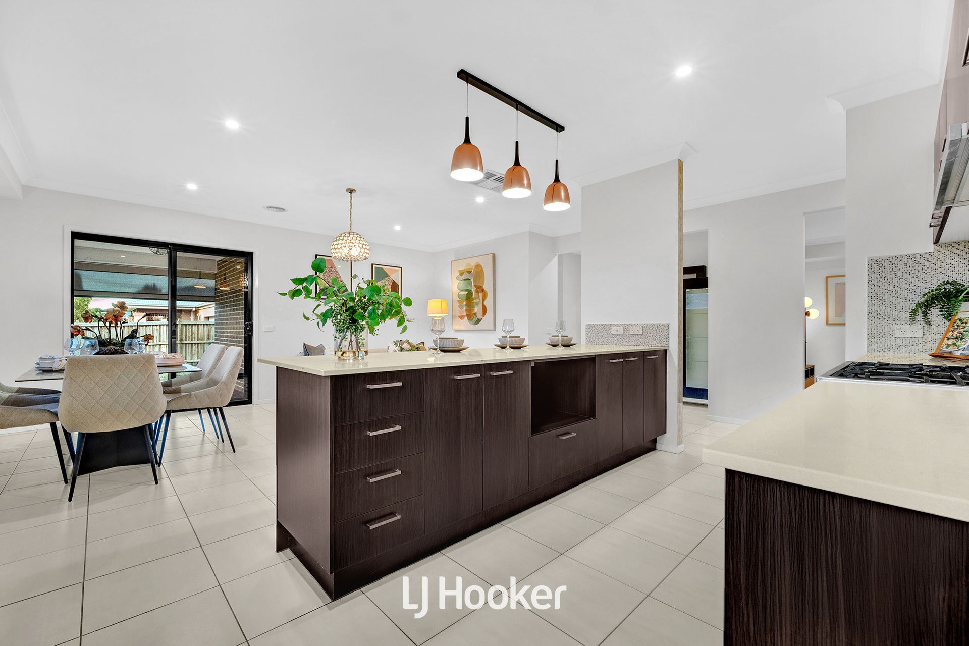 4-bedroom house at 2 BLACKLEDGE DRIVE, Cranbourne East VIC 3977, Casey, Victoria