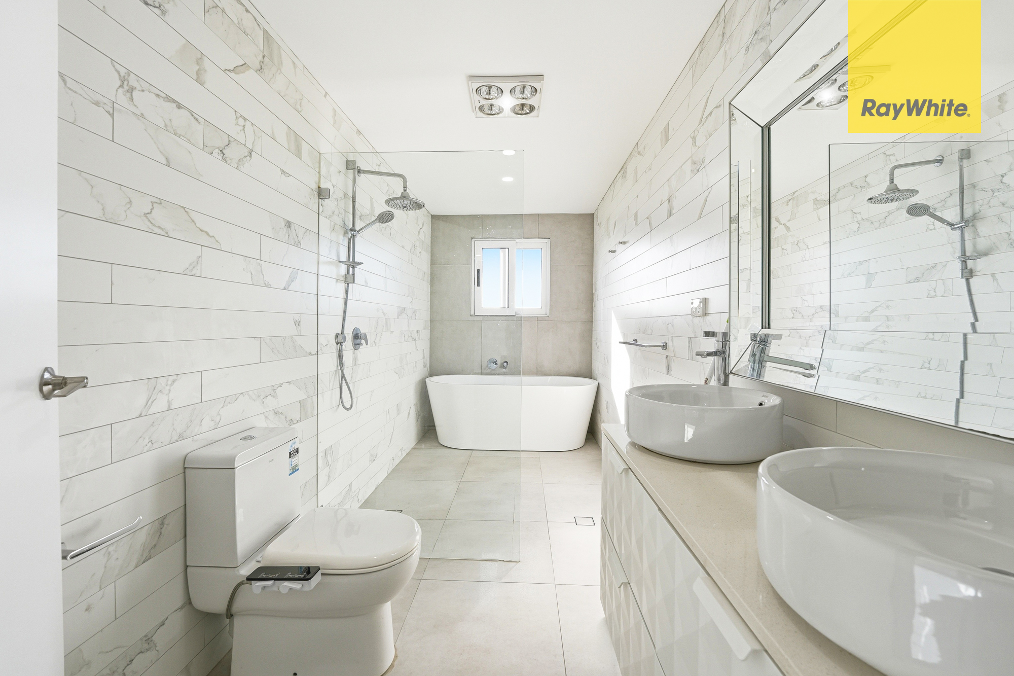 7-bedroom house at 18 FARMINGDALE COURT, Luddenham NSW 2745, Liverpool, New South Wales