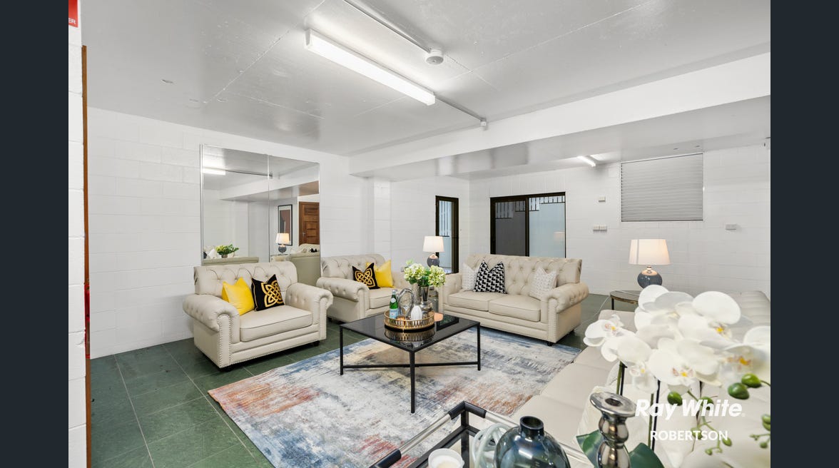 5-bedroom house at 29 Strath Street, Highgate Hill, QLD 4101, Brisbane, Queensland