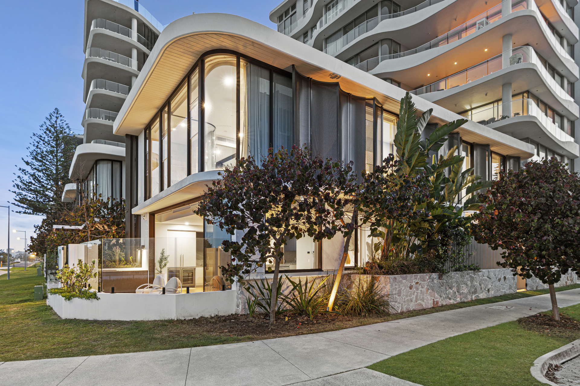 492 The Esplanade, Palm Beach, Qld, 4221 - Image 8