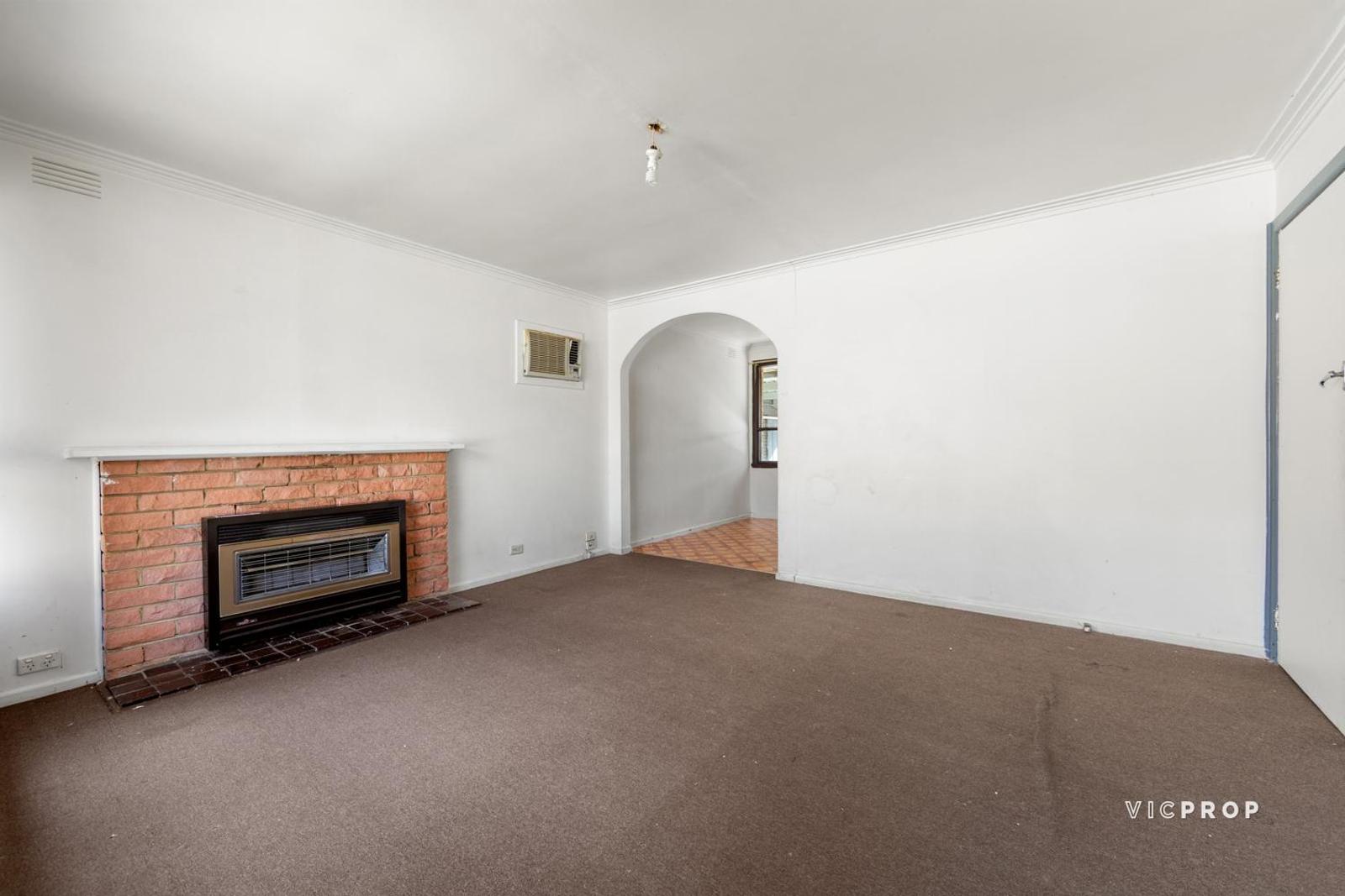3-bedroom house at 23 MCRAE AVENUE, St Albans VIC 3021, , Victoria