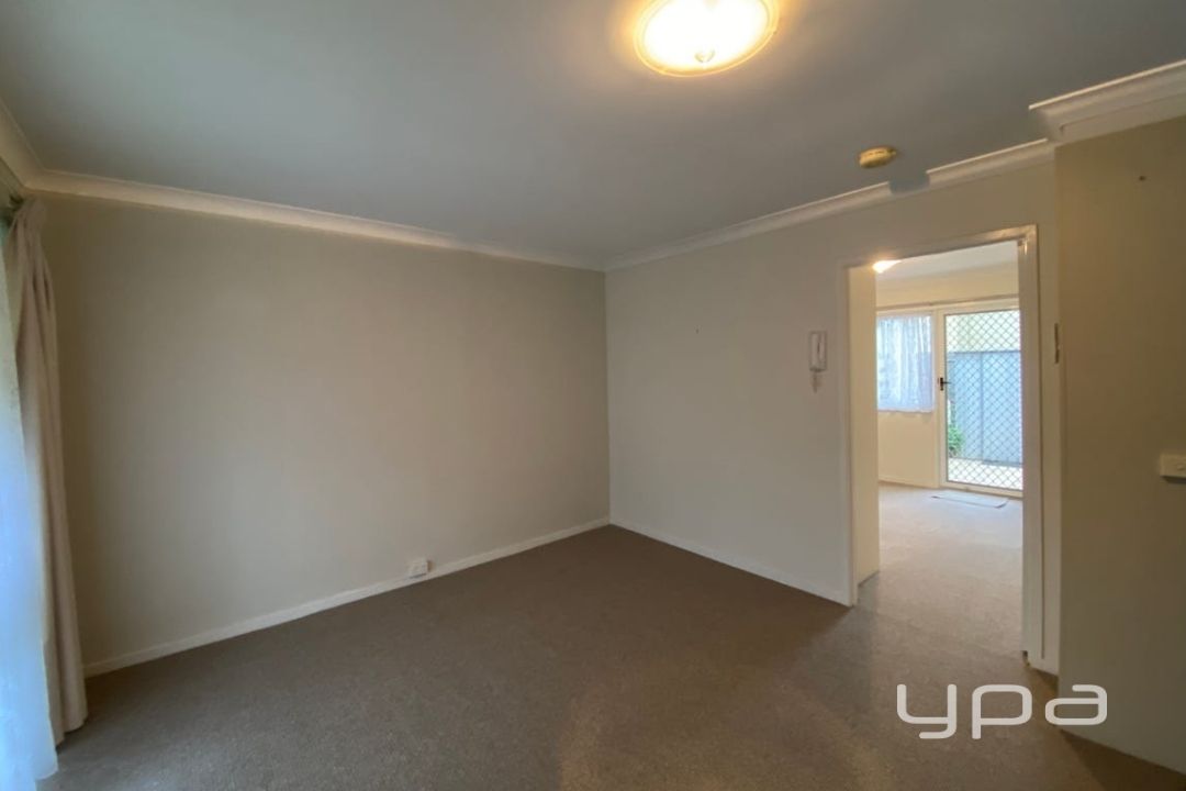1-bedroom unit at 7 16 SOUTH CIRCULAR ROAD, GLADSTONE PARK VIC 3043, Hume, Victoria