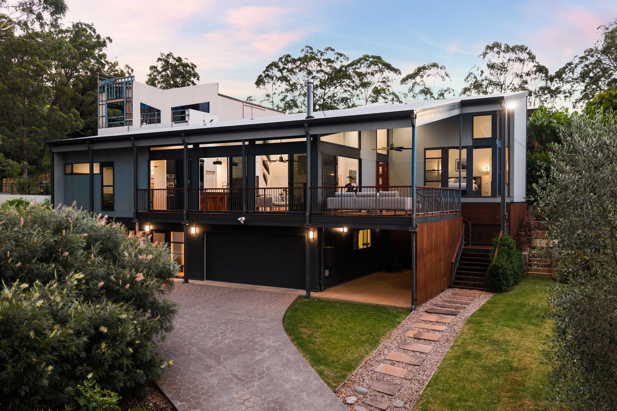 5-bedroom house at 19 COVENTRY COURT, Mount Lofty QLD 4350, Toowoomba, Queensland