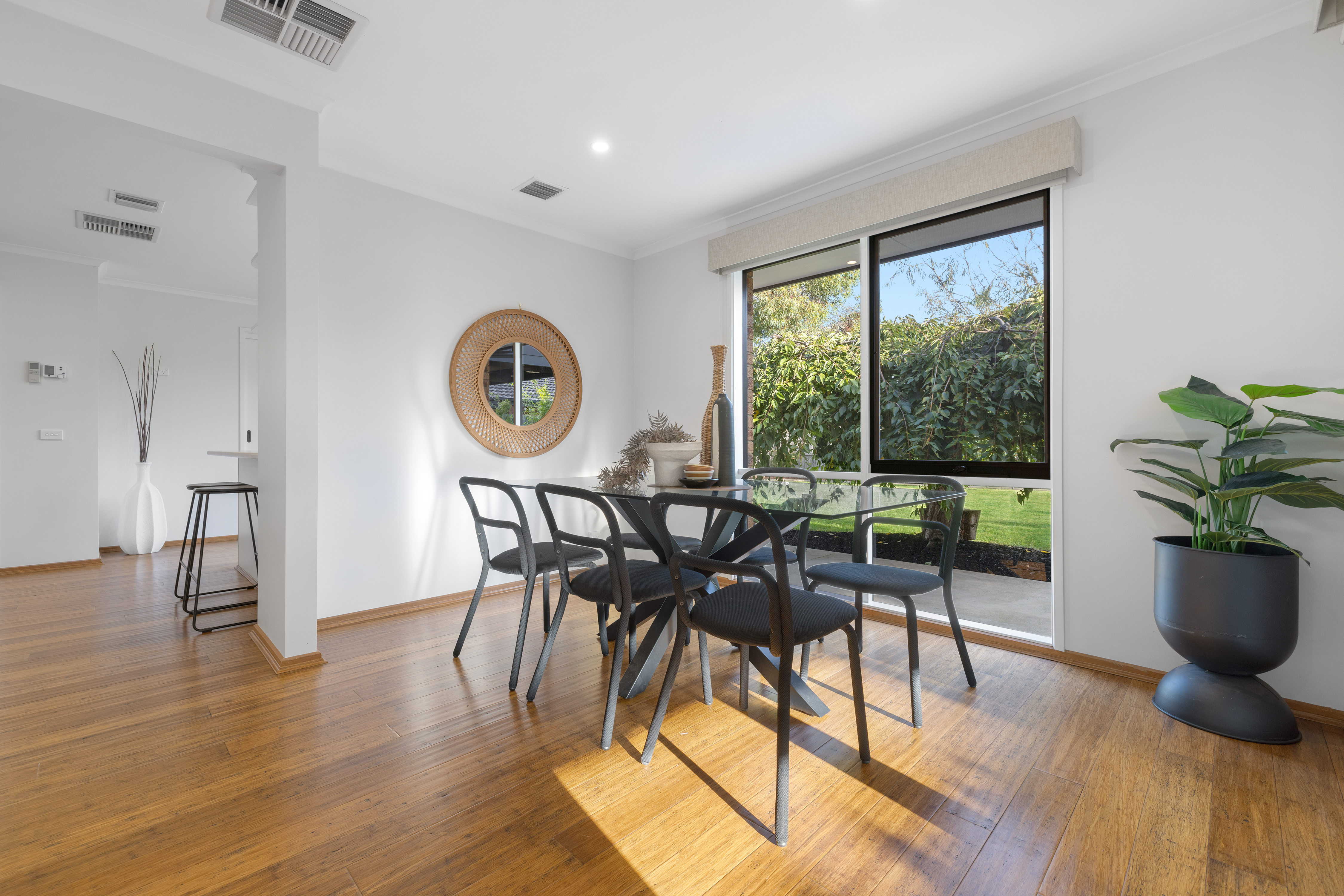 7 Halsbury Drive, Rowville, VIC 3178 - Image 10