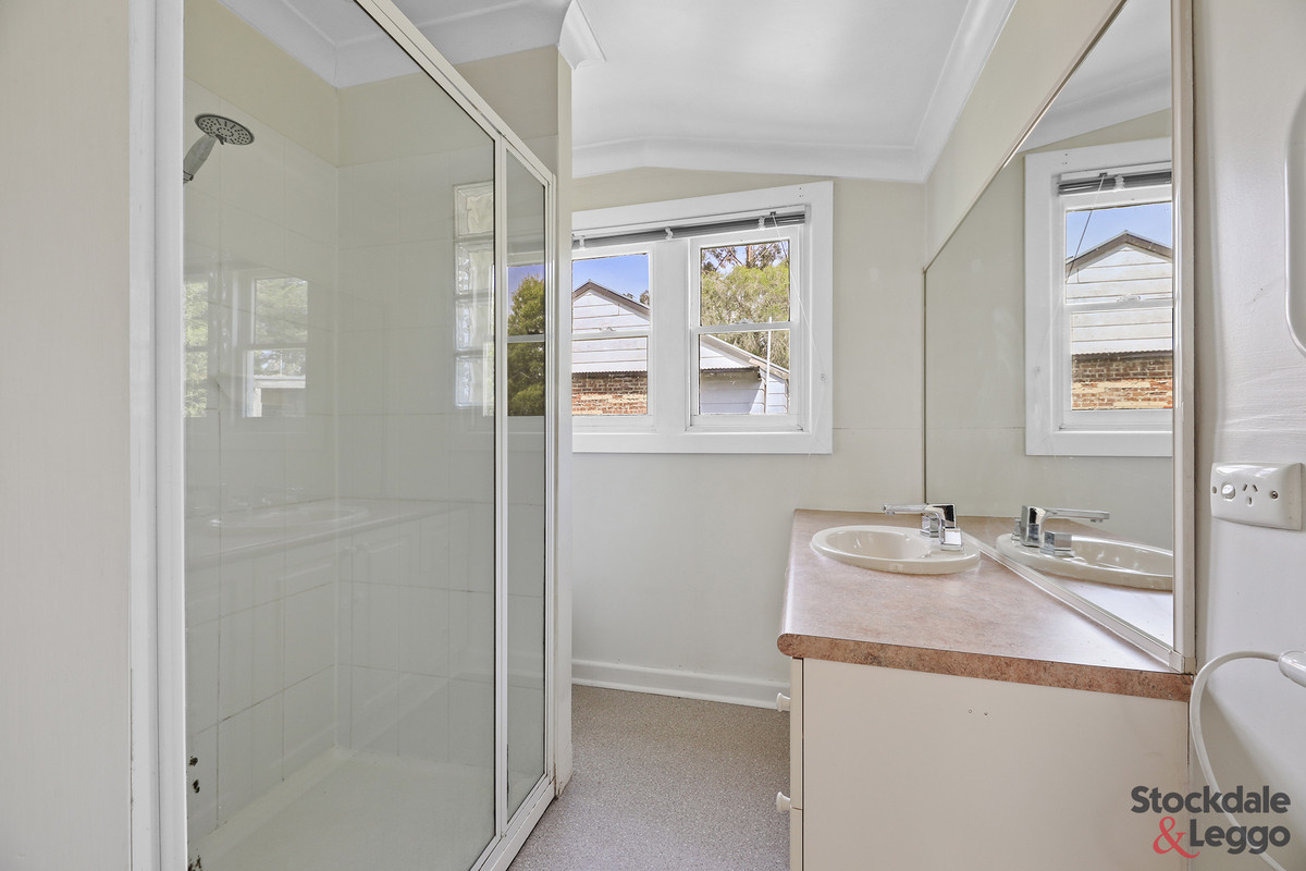 3-bedroom house at 5 Thorpdale Road, Mirboo North, VIC 3871, South Gippsland, Victoria