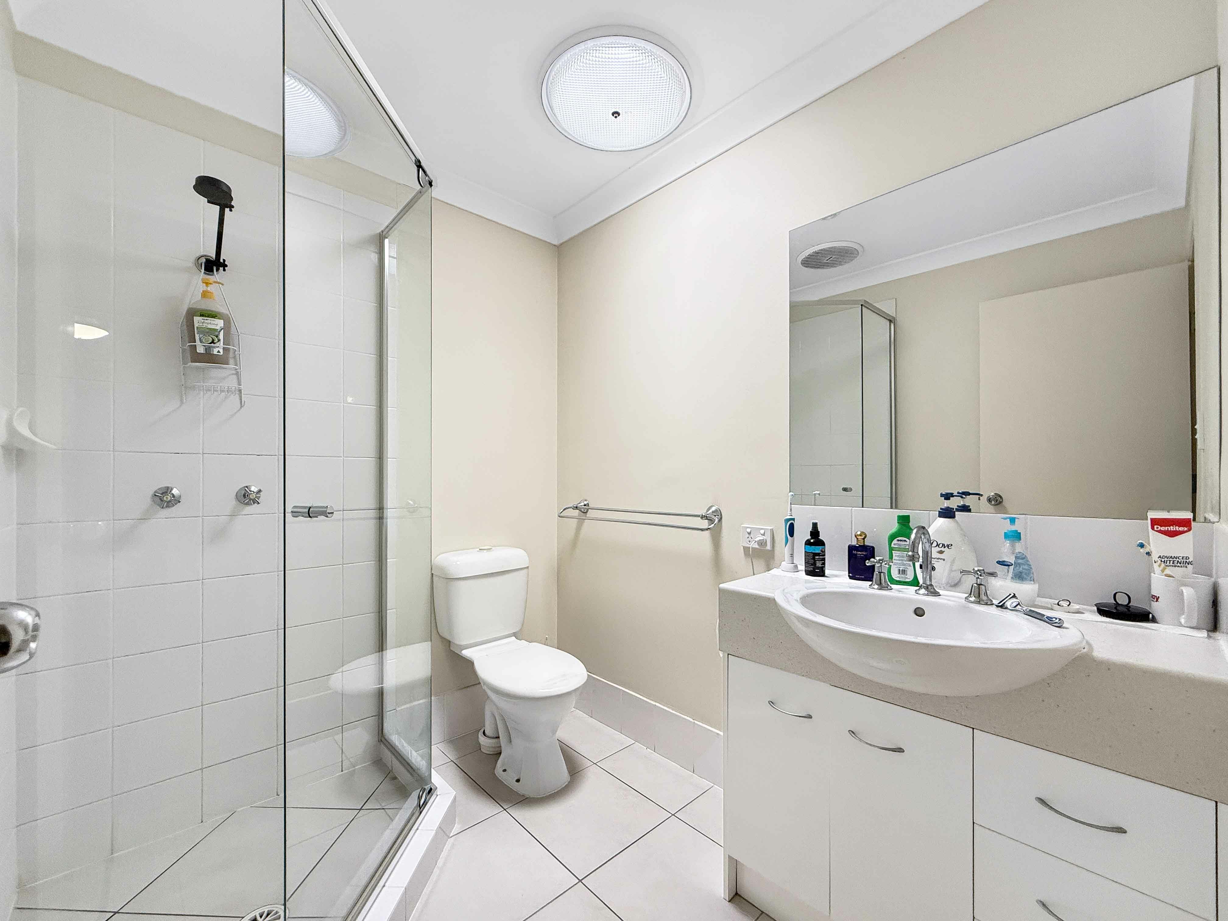 3-bedroom unit at 1/45 Cooper Street, Laidley, QLD 4341, Lockyer Valley, Queensland