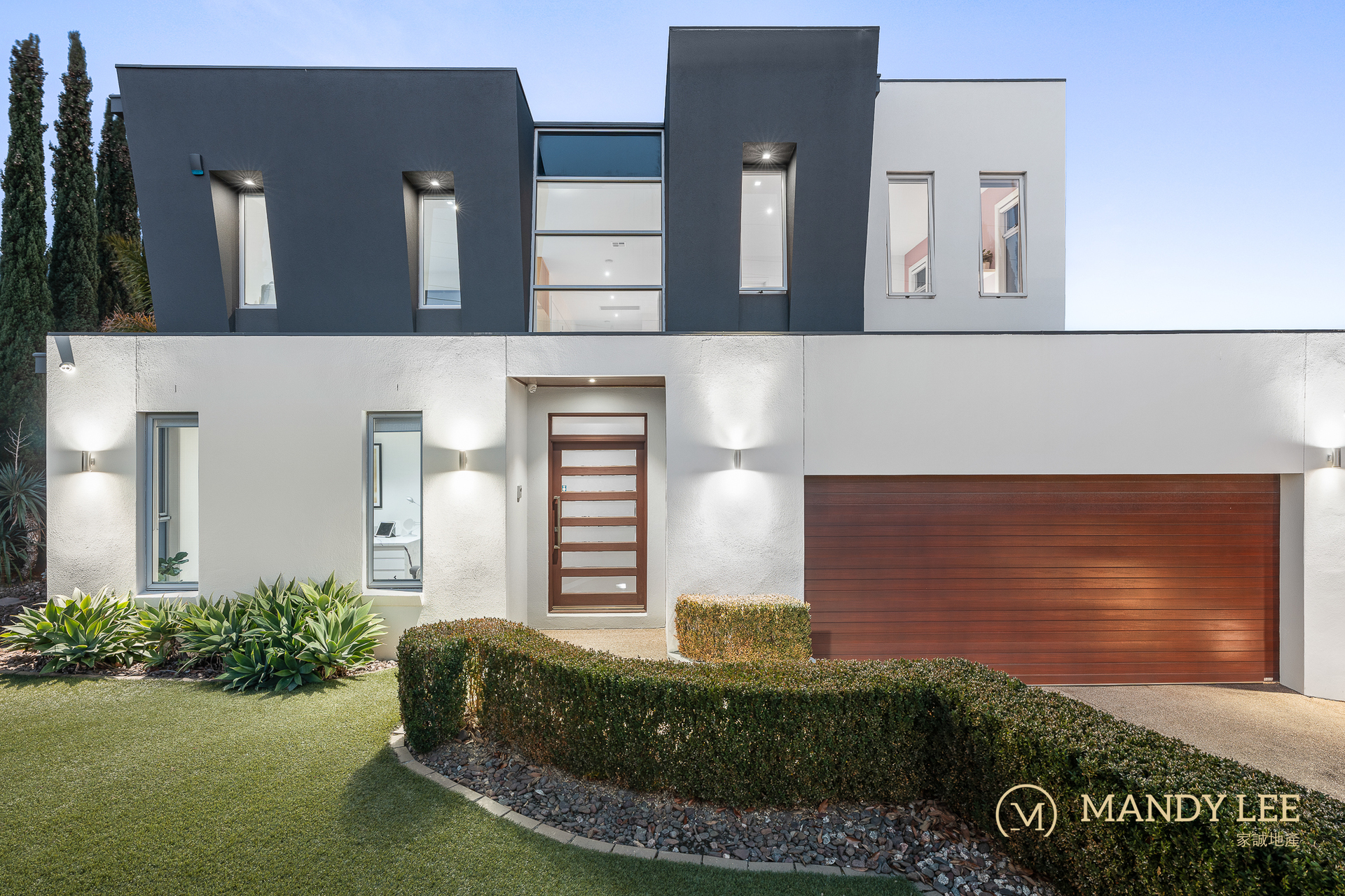 32 Morton Road, Burwood, VIC 3125 - Image 2