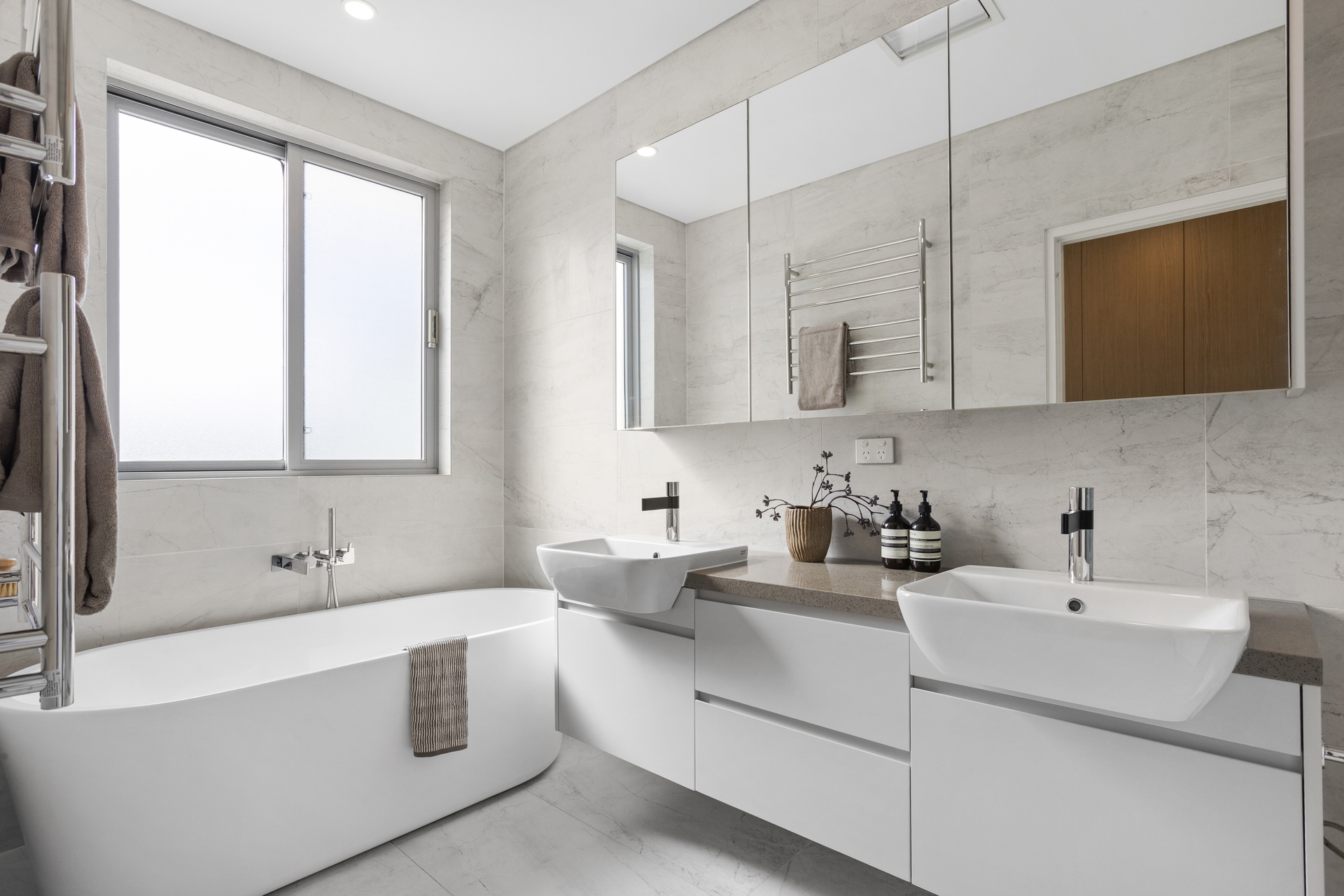 3-bedroom unit at 19 33 HAMILTON STREET, ROSE BAY NSW 2029, Waverley, New South Wales