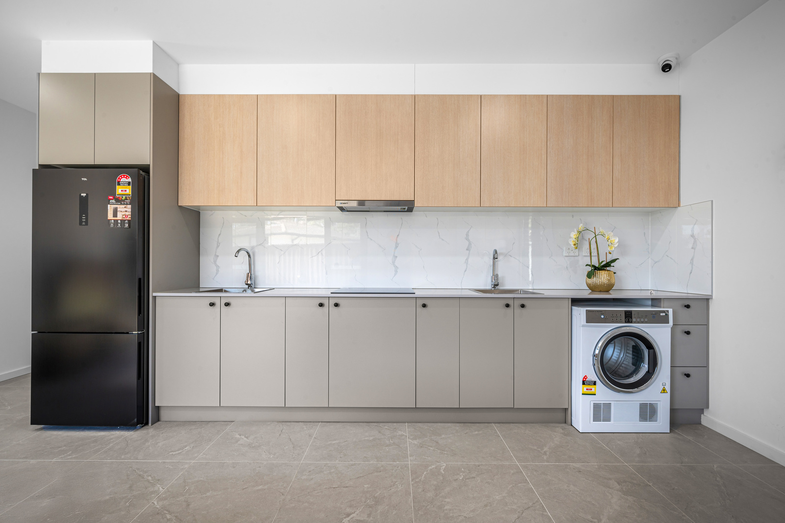 10-bedroom house at 5 Morris Street, Regents Park, NSW 2143, Cumberland, New South Wales