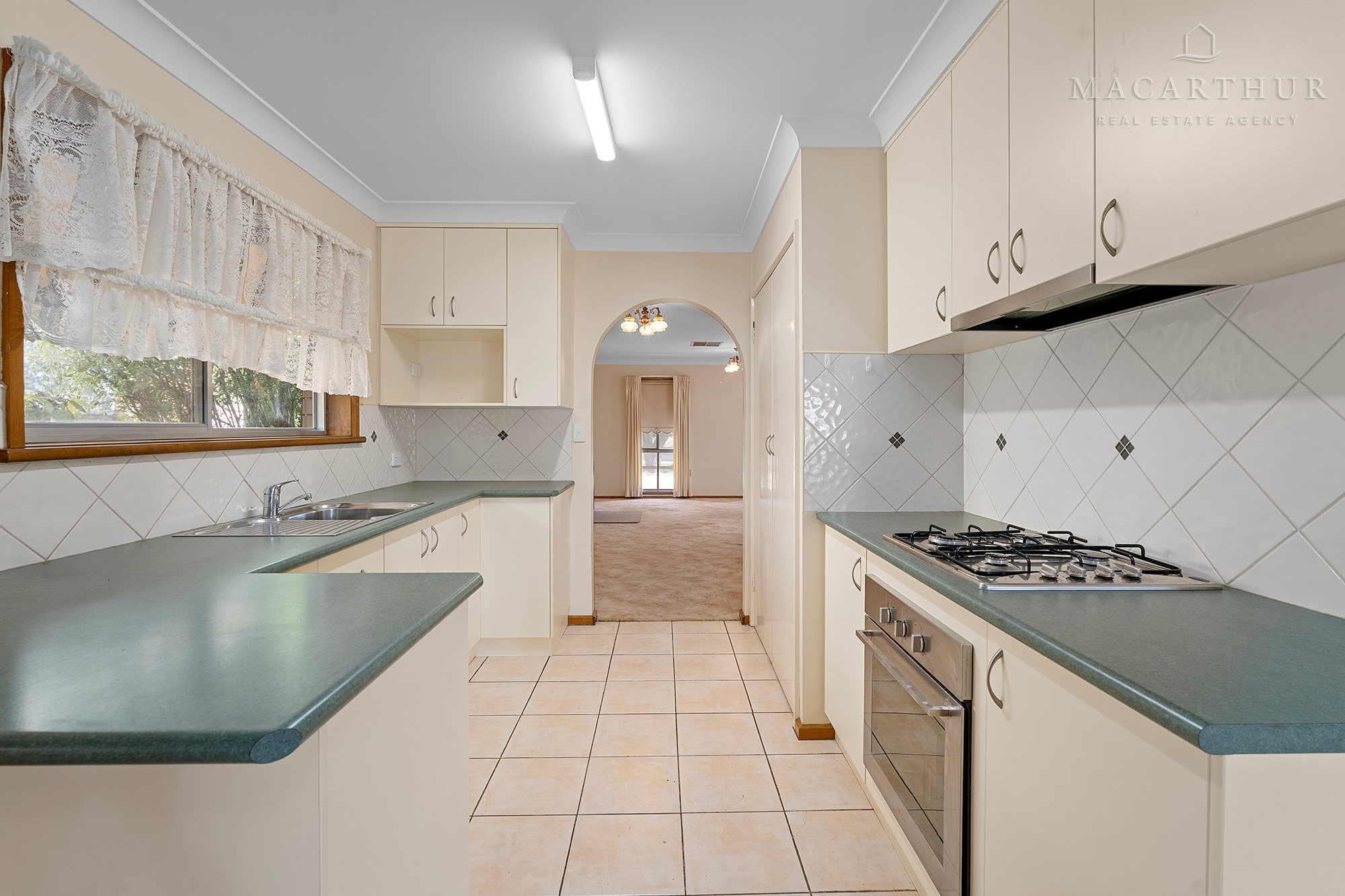 92 Raye Street, Tolland, NSW 2650 - Image 7