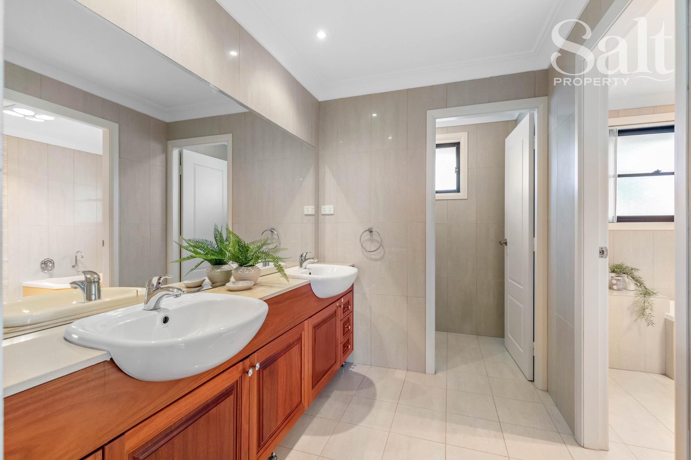 5-bedroom house at 26 Henry Street, Merewether, NSW 2291, Newcastle, New South Wales