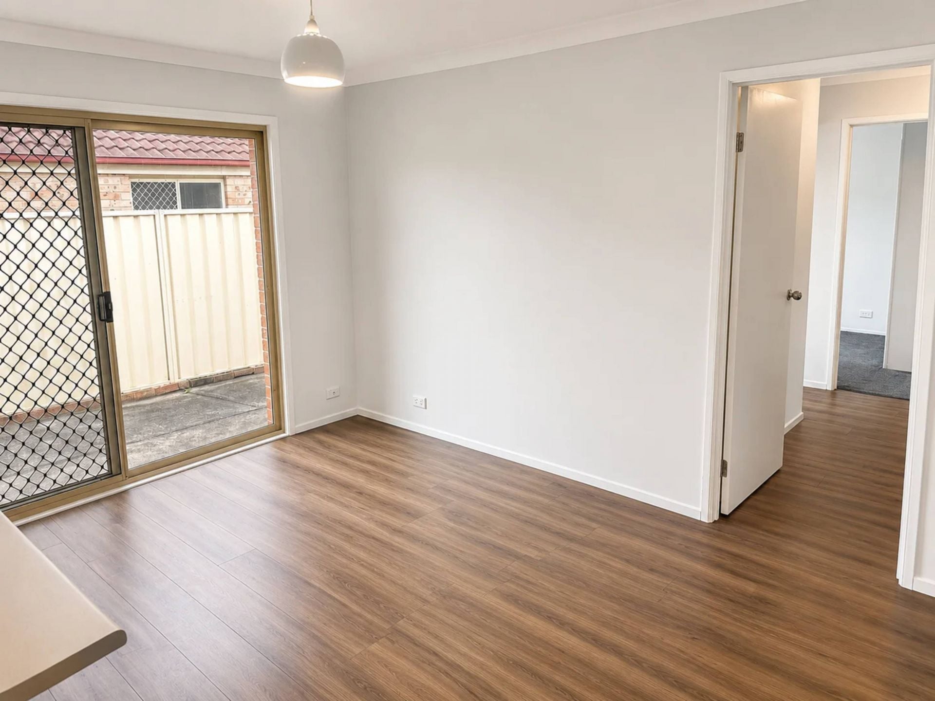 1 BLUE GUM COURT, Mount Hutton NSW 2290 - Image 3