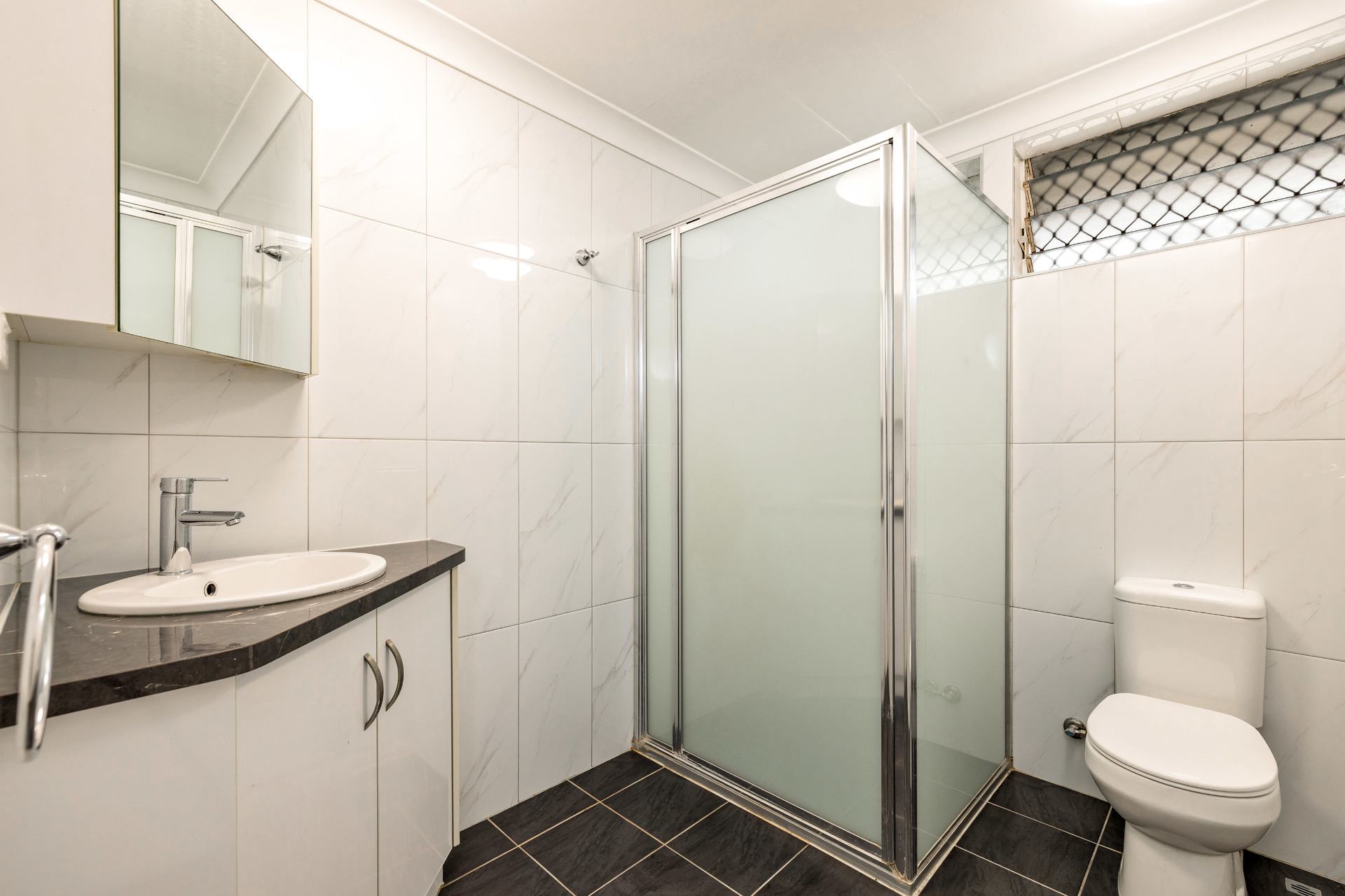 1 18 CURTIN STREET, WESTCOURT QLD 4870 - Image 6