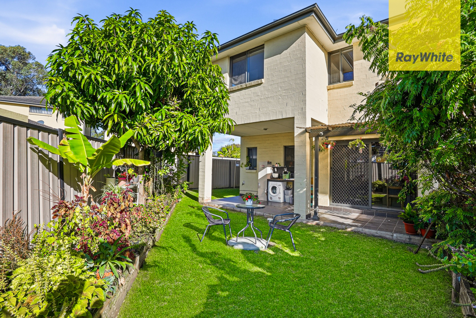 4-bedroom unit at 5/44 Girraween Road, Girraween, NSW 2145, Cumberland, New South Wales