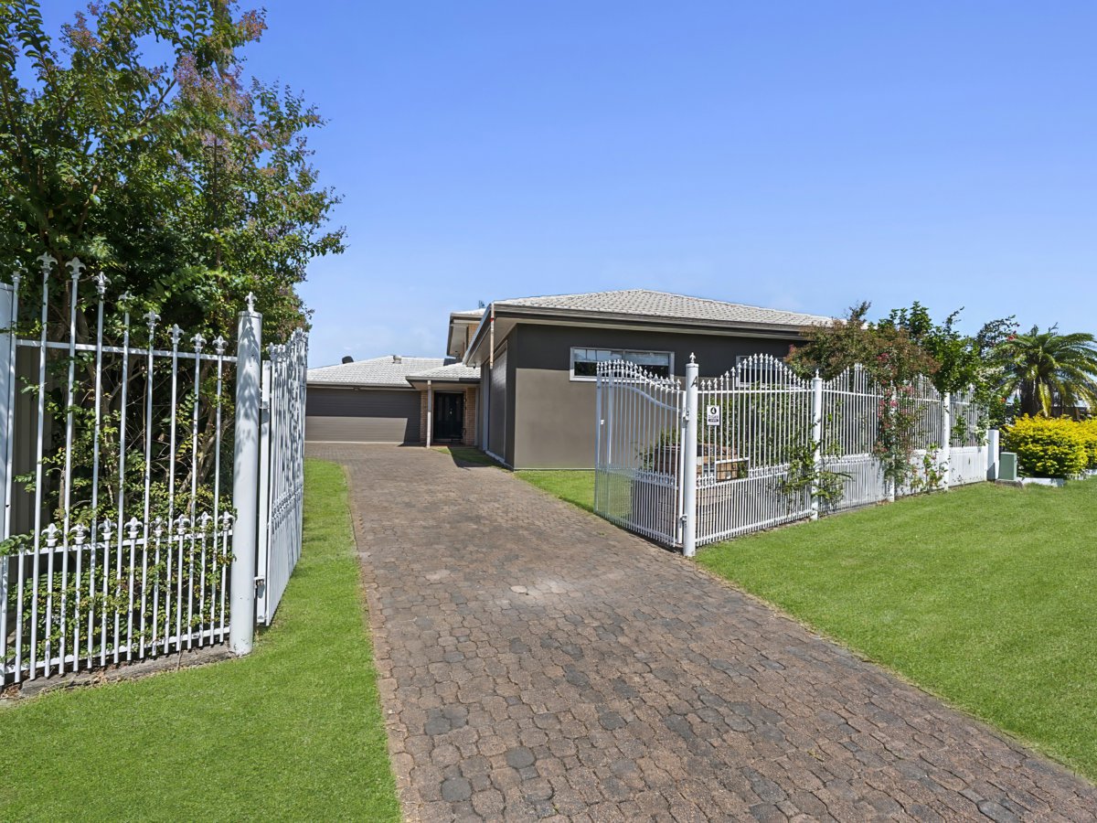 4-bedroom house at 4 Dylan Court, Sandstone Point, QLD 4511, Moreton Bay, Queensland