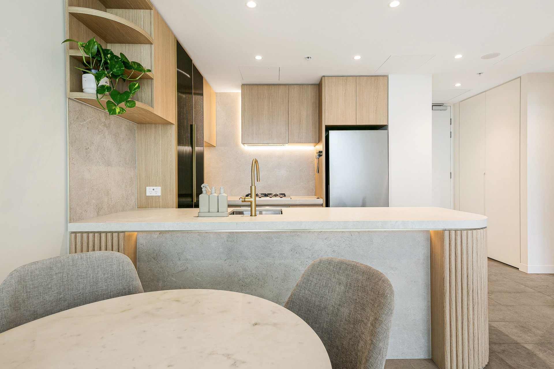 UNIT 410 28 ZETLAND AVENUE, Zetland NSW 2017 - Image 2