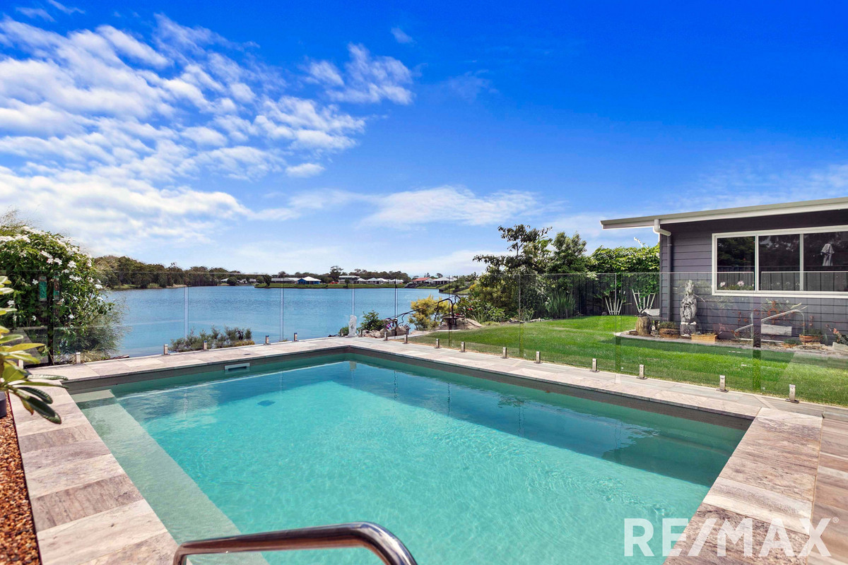 99 NORTHSHORE AVENUE, Toogoom QLD 4655 - Image 4
