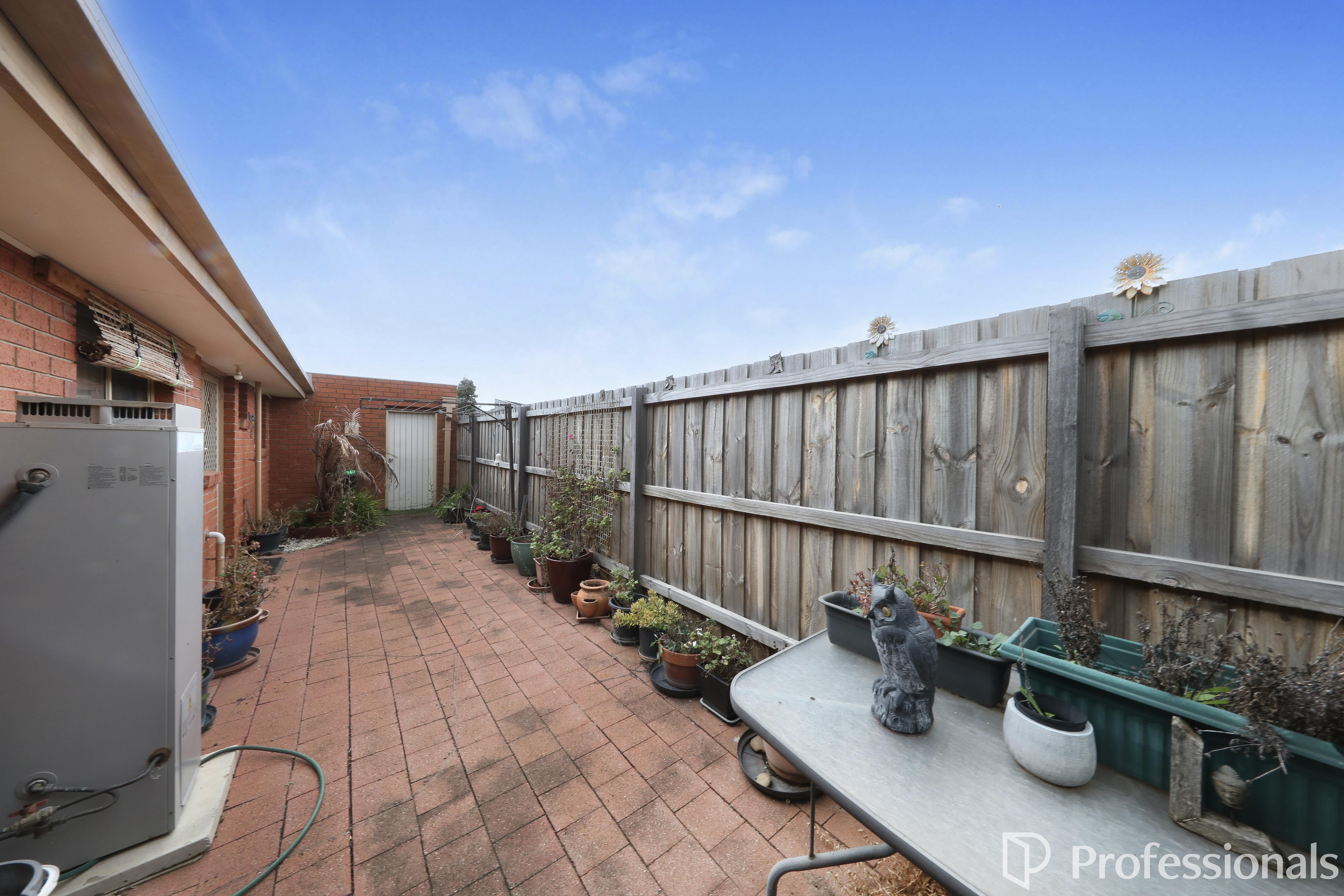 4 69-71 BARRIES ROAD, MELTON VIC 3337 - Image 8