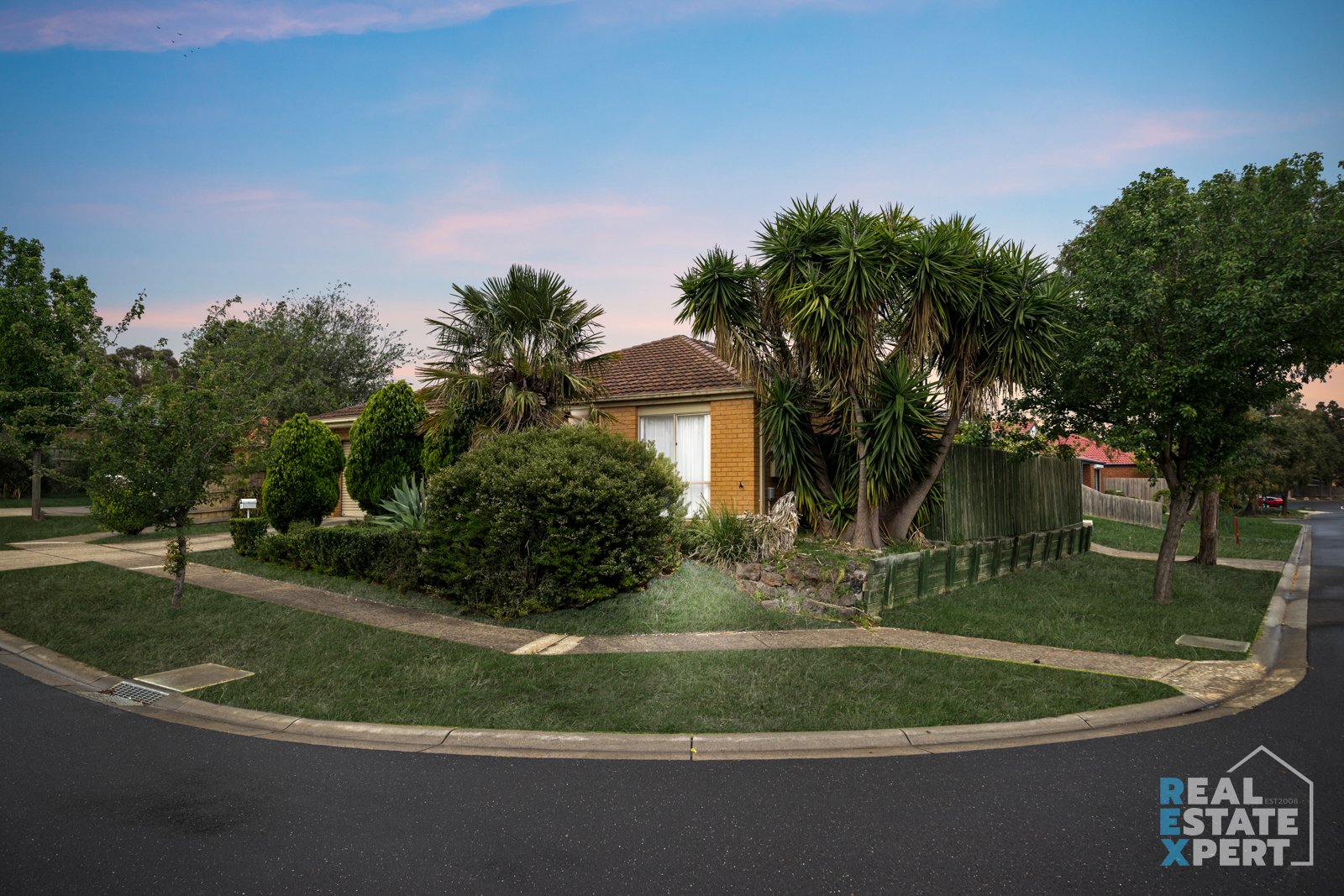 3-bedroom house at 6 NILUFA COURT, Hampton Park VIC 3976, , Victoria